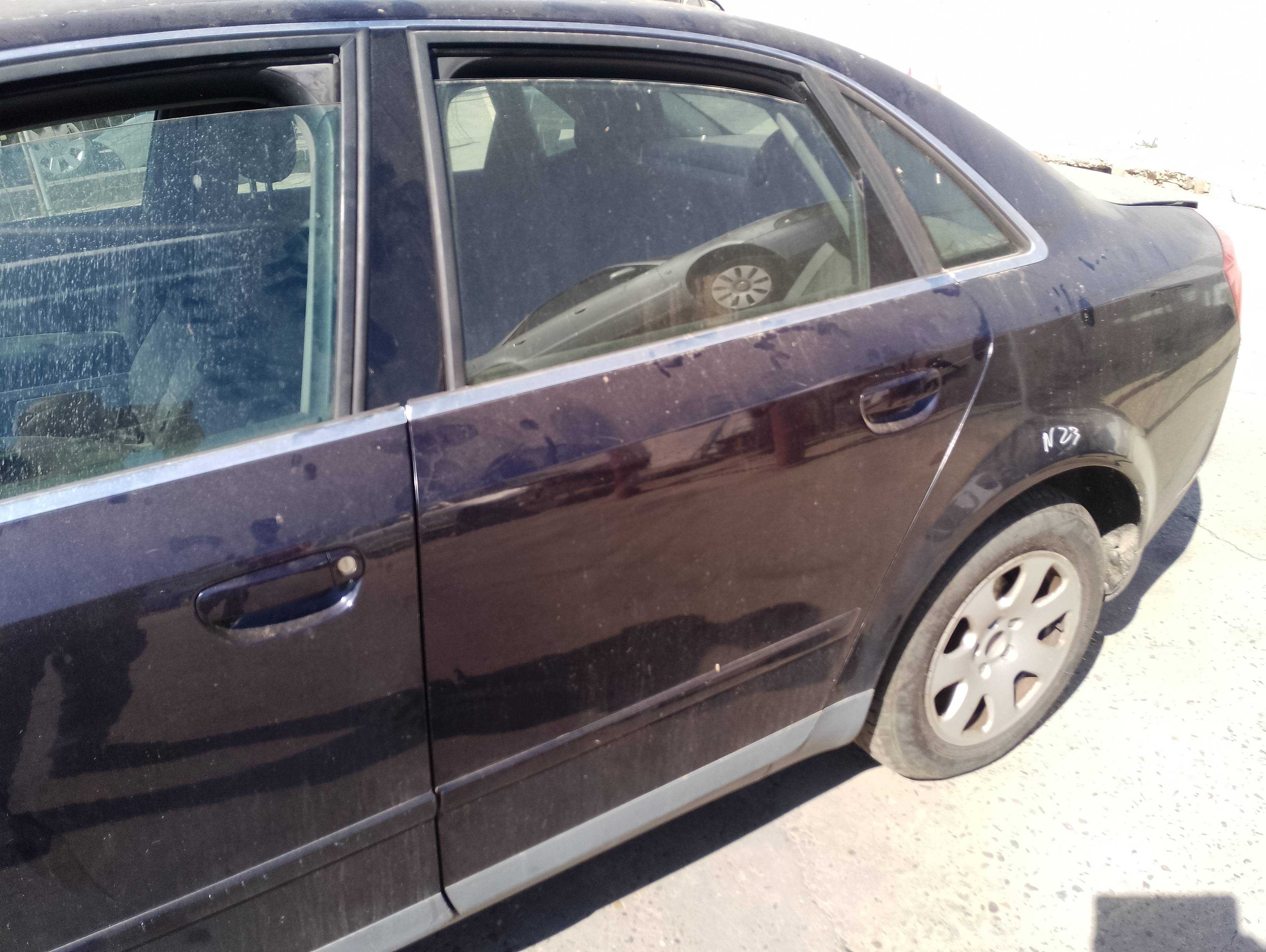 Recambio de puerta trasera izquierda para audi a4 berlina (8e) 2.0 referencia OEM IAM   