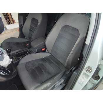 ASIENTO DELANTERO IZQUIERDO 