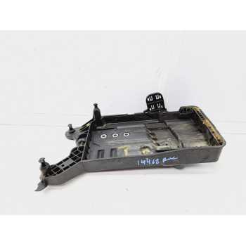 SOPORTE BATERIA 5QF915331C 