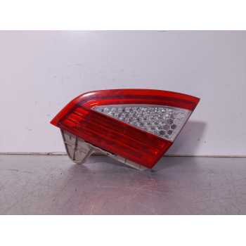 Recambio de piloto porton trasero derecho para ford mondeo ber. (ca2) ghia referencia OEM IAM   
