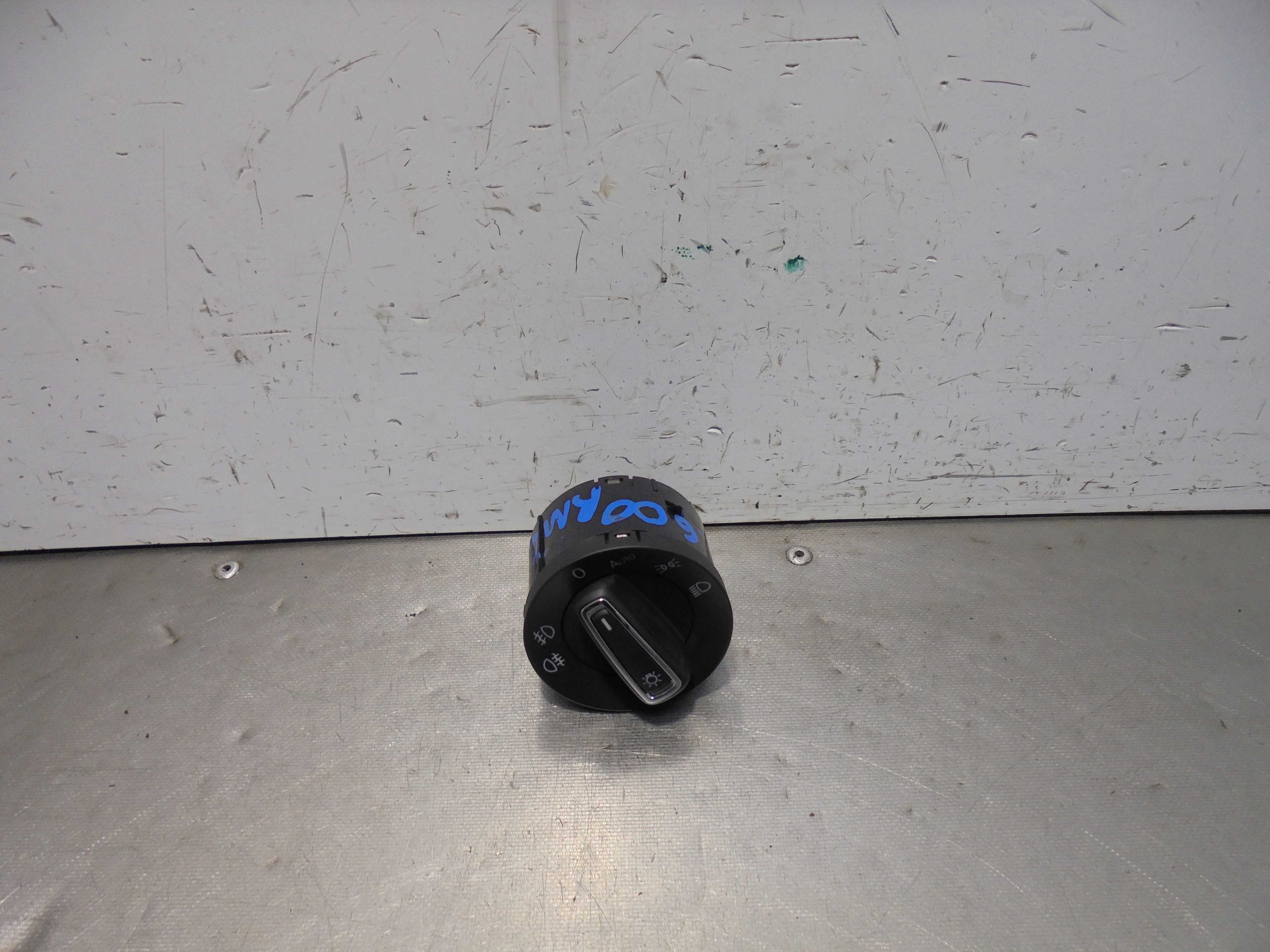 Recambio de mando luces para seat arona fr referencia OEM IAM 5G0941431AF  
