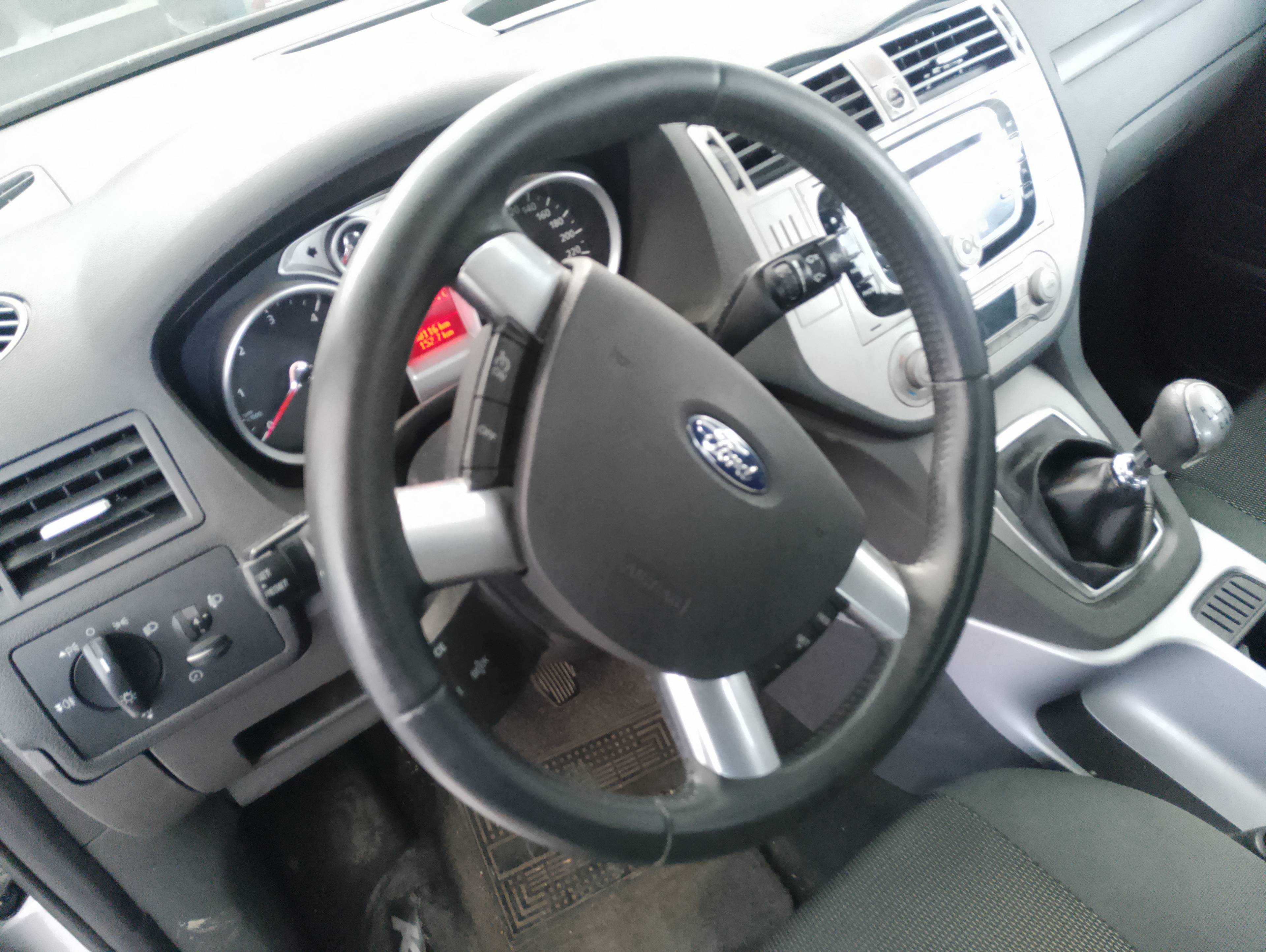Recambio de volante para ford kuga (cbv) titanium referencia OEM IAM   