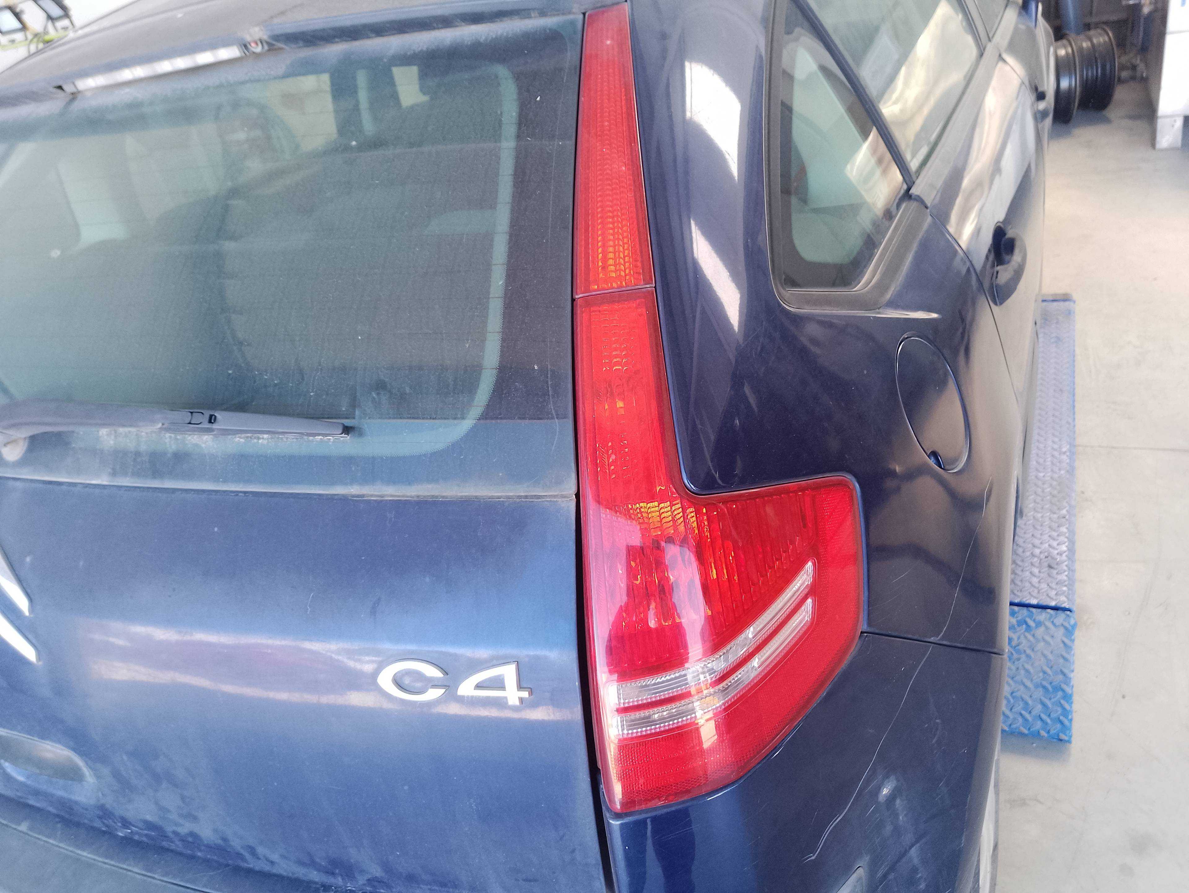 Recambio de piloto trasero derecho para citroën c4 berlina collection referencia OEM IAM   