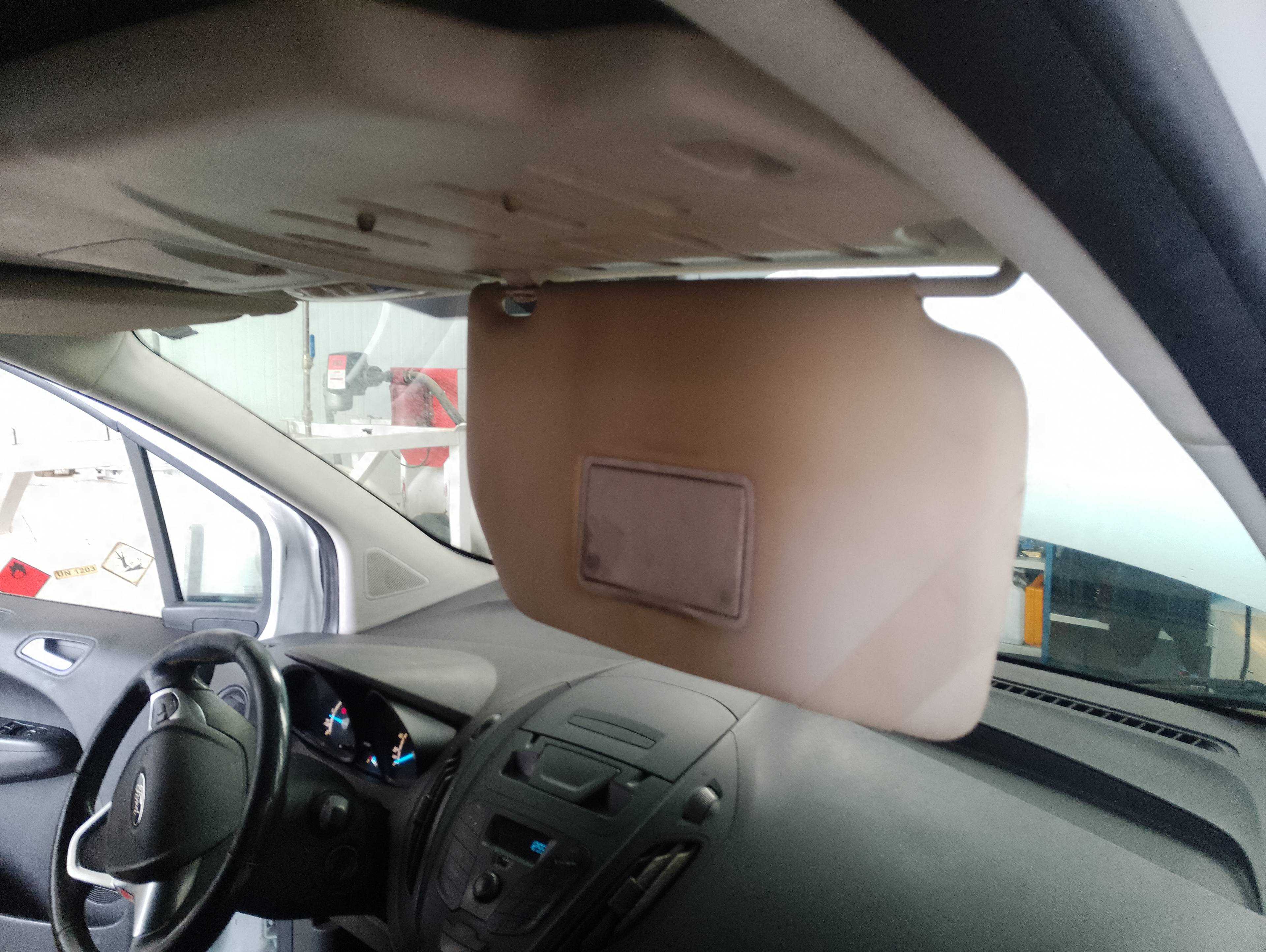Recambio de parasol derecho para ford transit courier combi ambiente referencia OEM IAM   