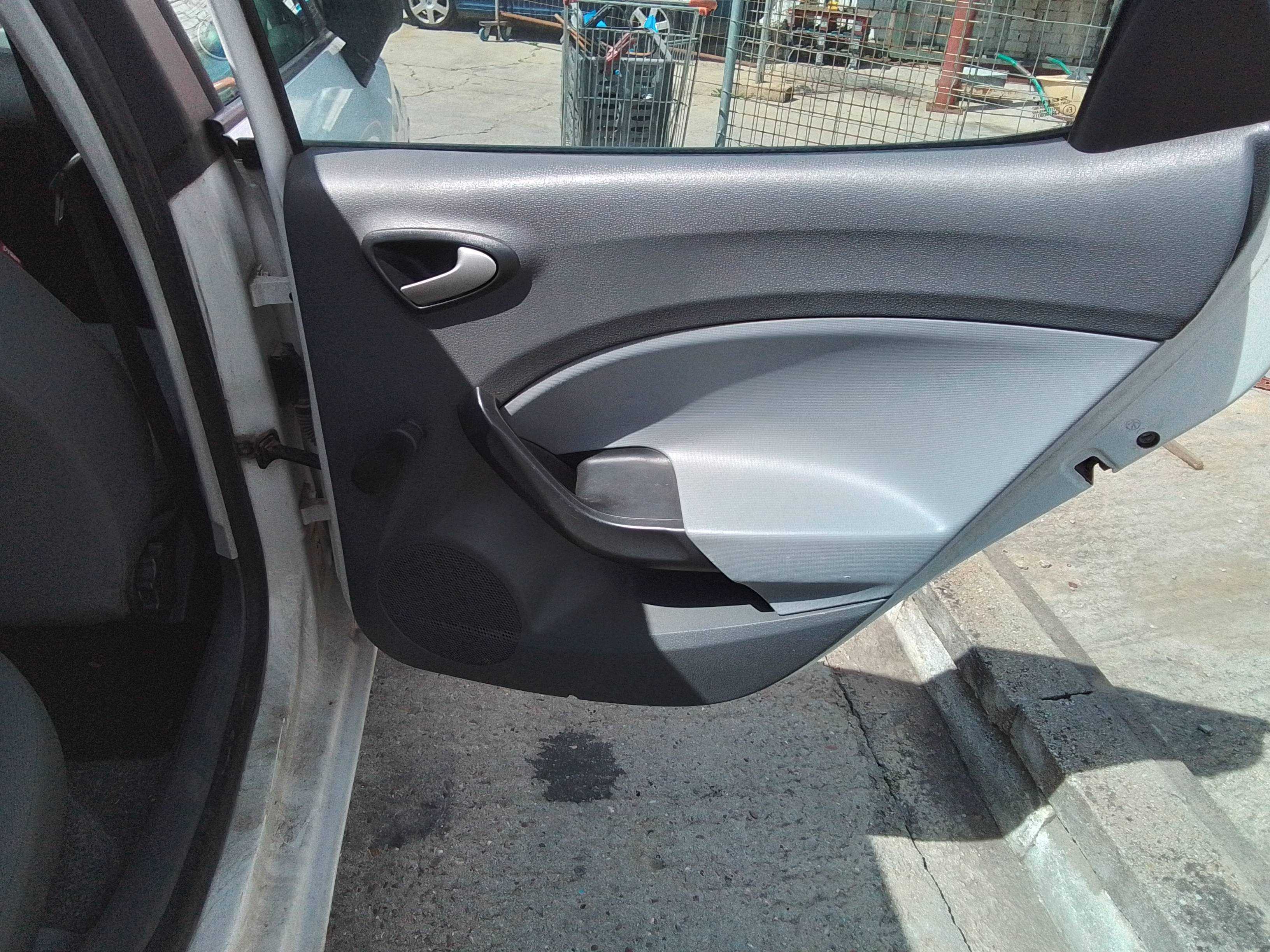 Recambio de guarnecido puerta trasera derecha para seat ibiza (6j5) ecomotive referencia OEM IAM   