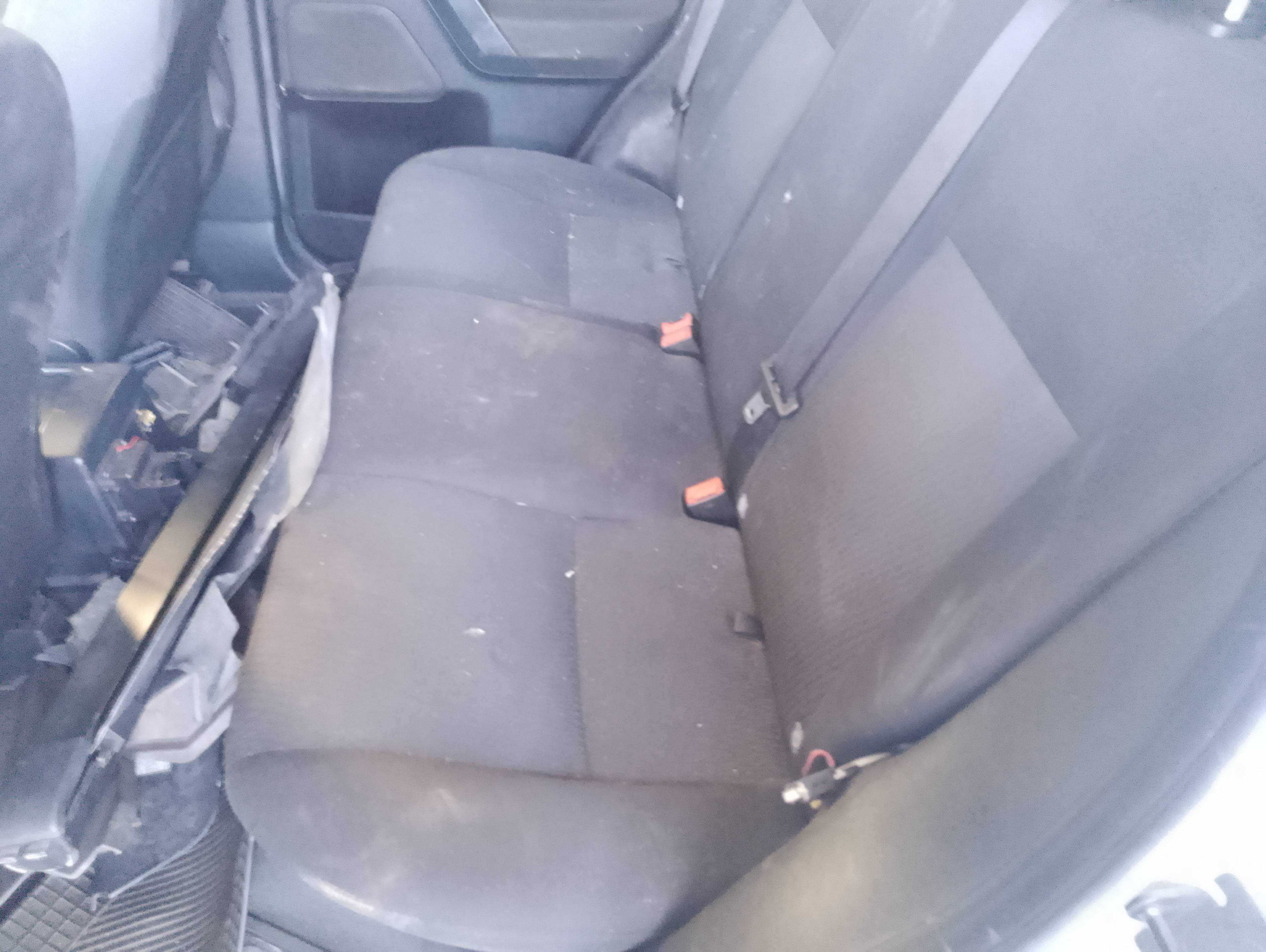 Recambio de asientos traseros para land rover freelander (lr2) td4 e referencia OEM IAM   