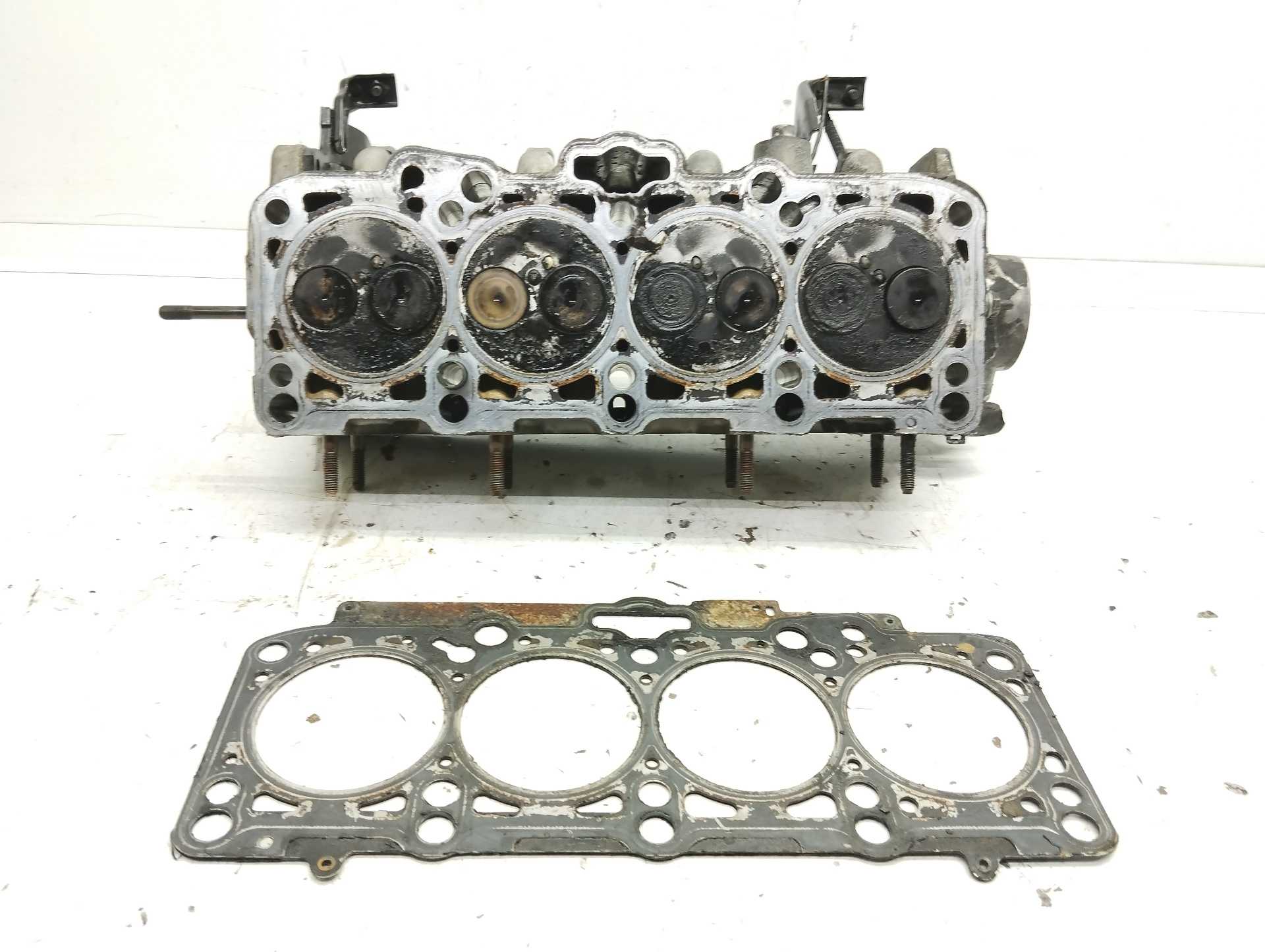 Recambio de culata para volkswagen polo (9n1) 1.9 sdi referencia OEM IAM 038103373  