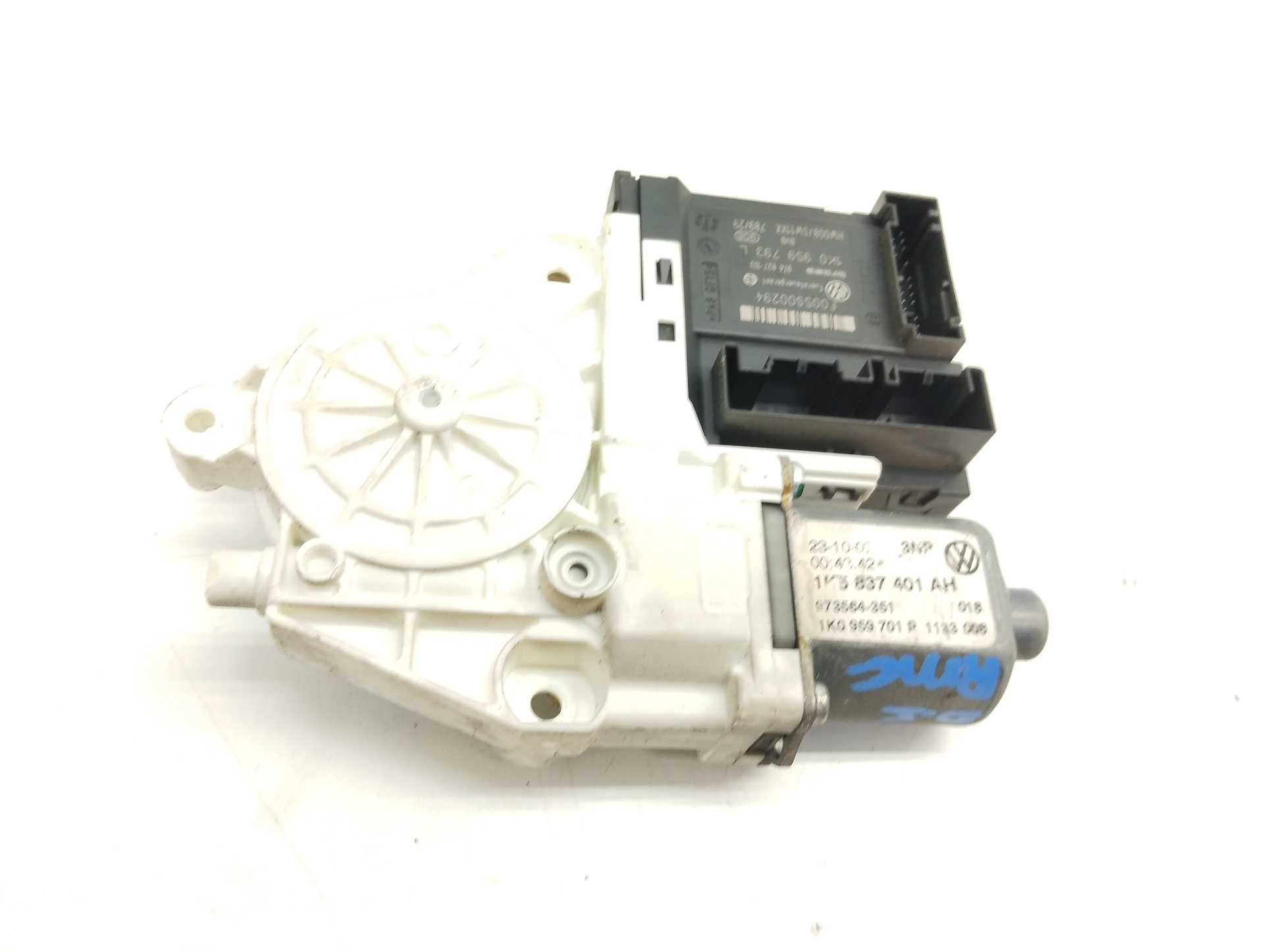 Recambio de motor elevalunas delantero izquierdo para volkswagen jetta (1k2) 2.0 tdi referencia OEM IAM 1K5837401AH 973564351 