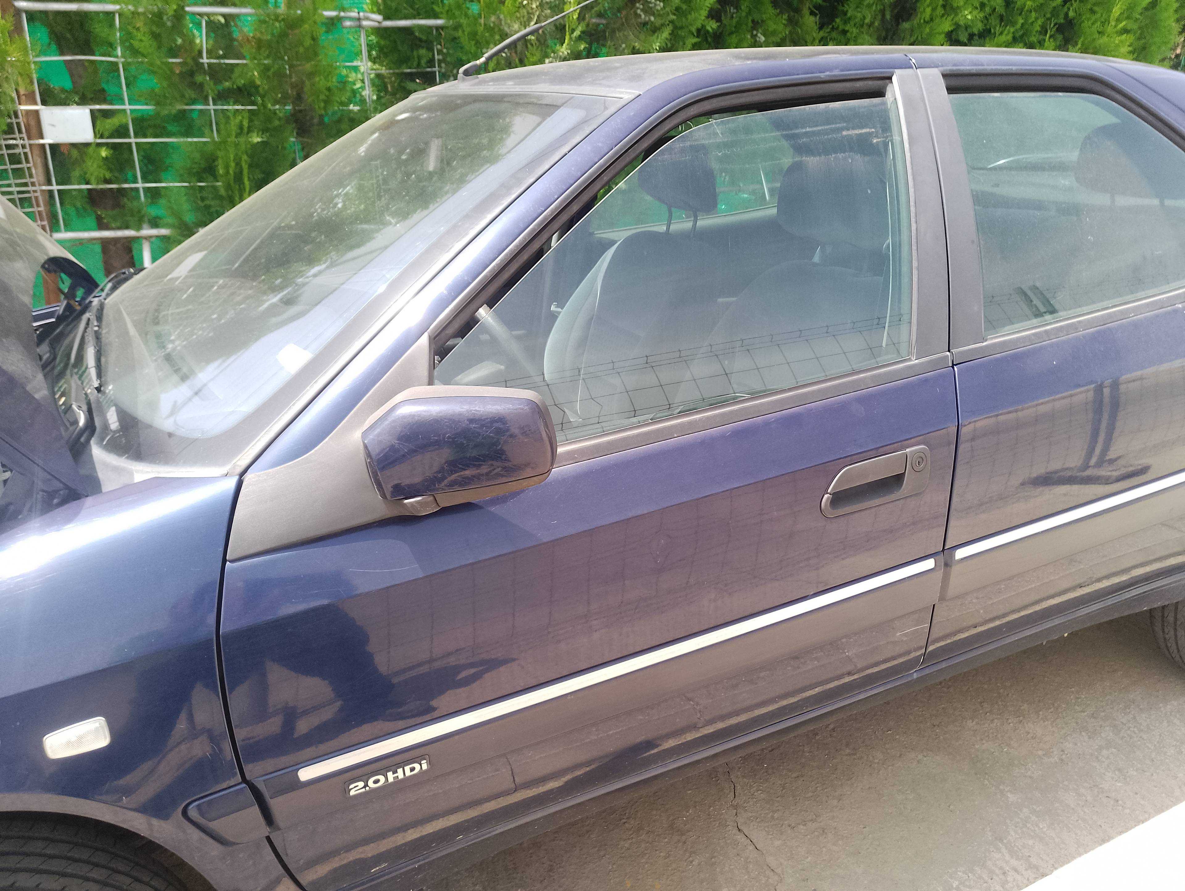 Recambio de puerta delantera izquierda para citroën xantia berlina 2.0 hdi 90/110 plaisir referencia OEM IAM   