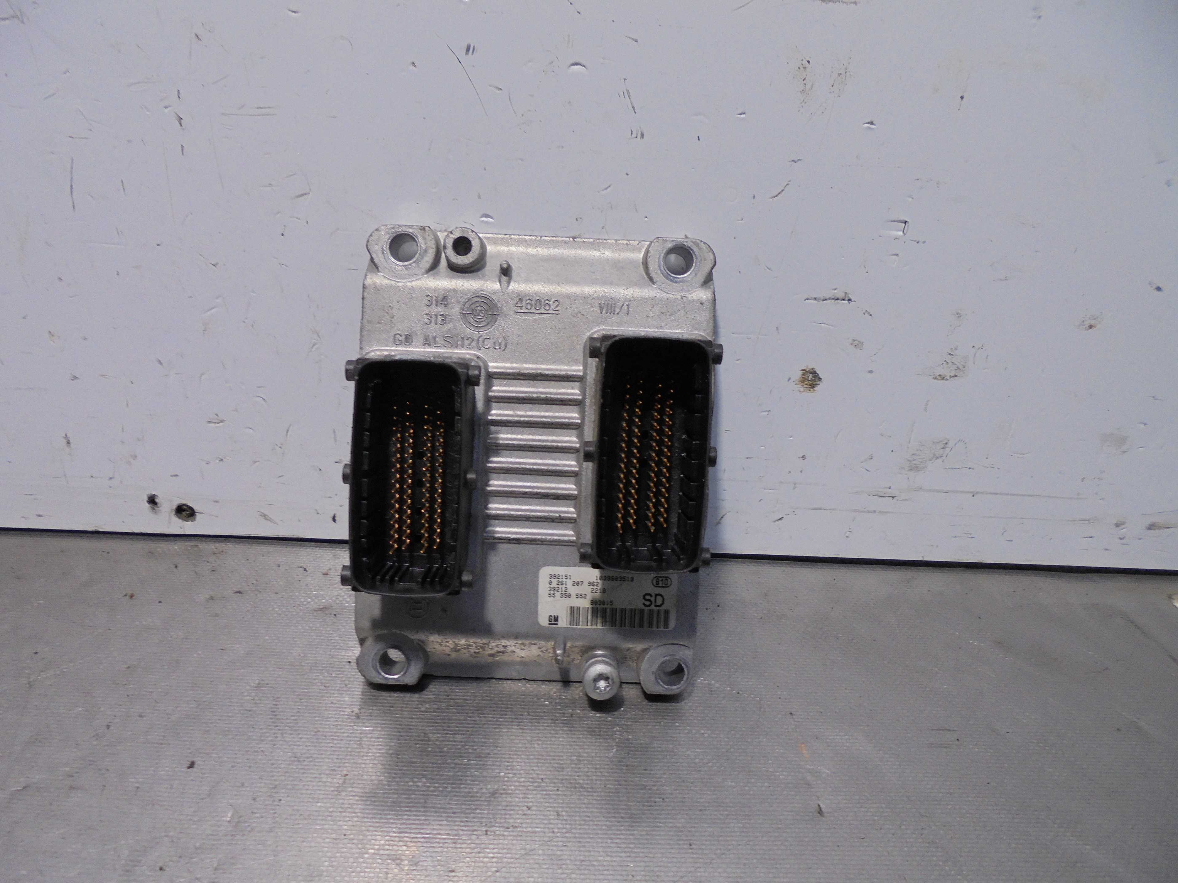 Recambio de centralita motor uce para opel agila básico referencia OEM IAM 55350552 BOSCH 