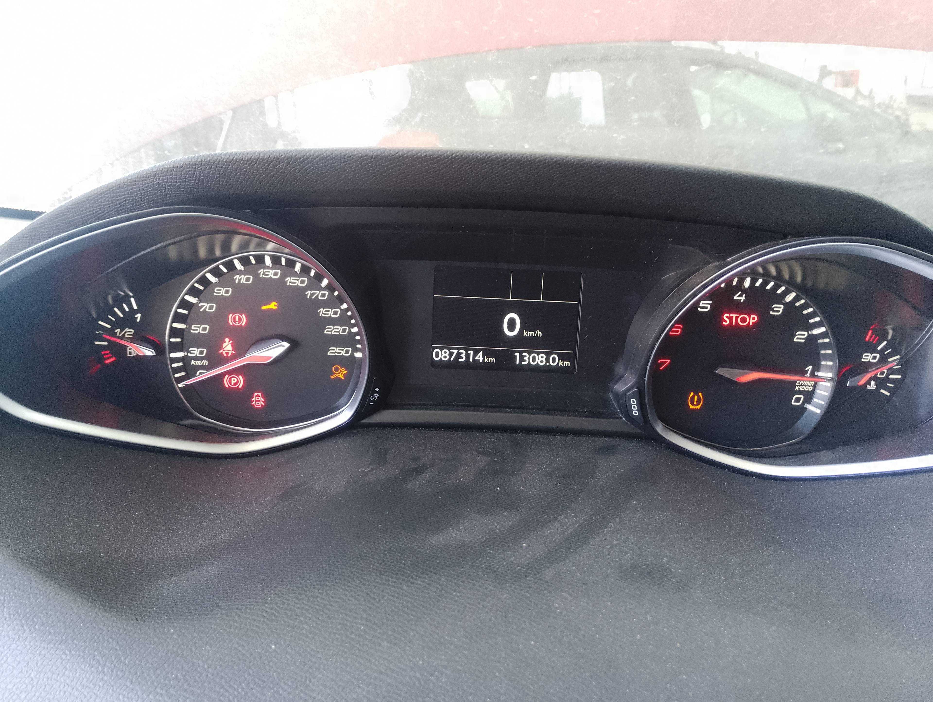 Recambio de cuadro instrumentos para peugeot 308 style referencia OEM IAM   
