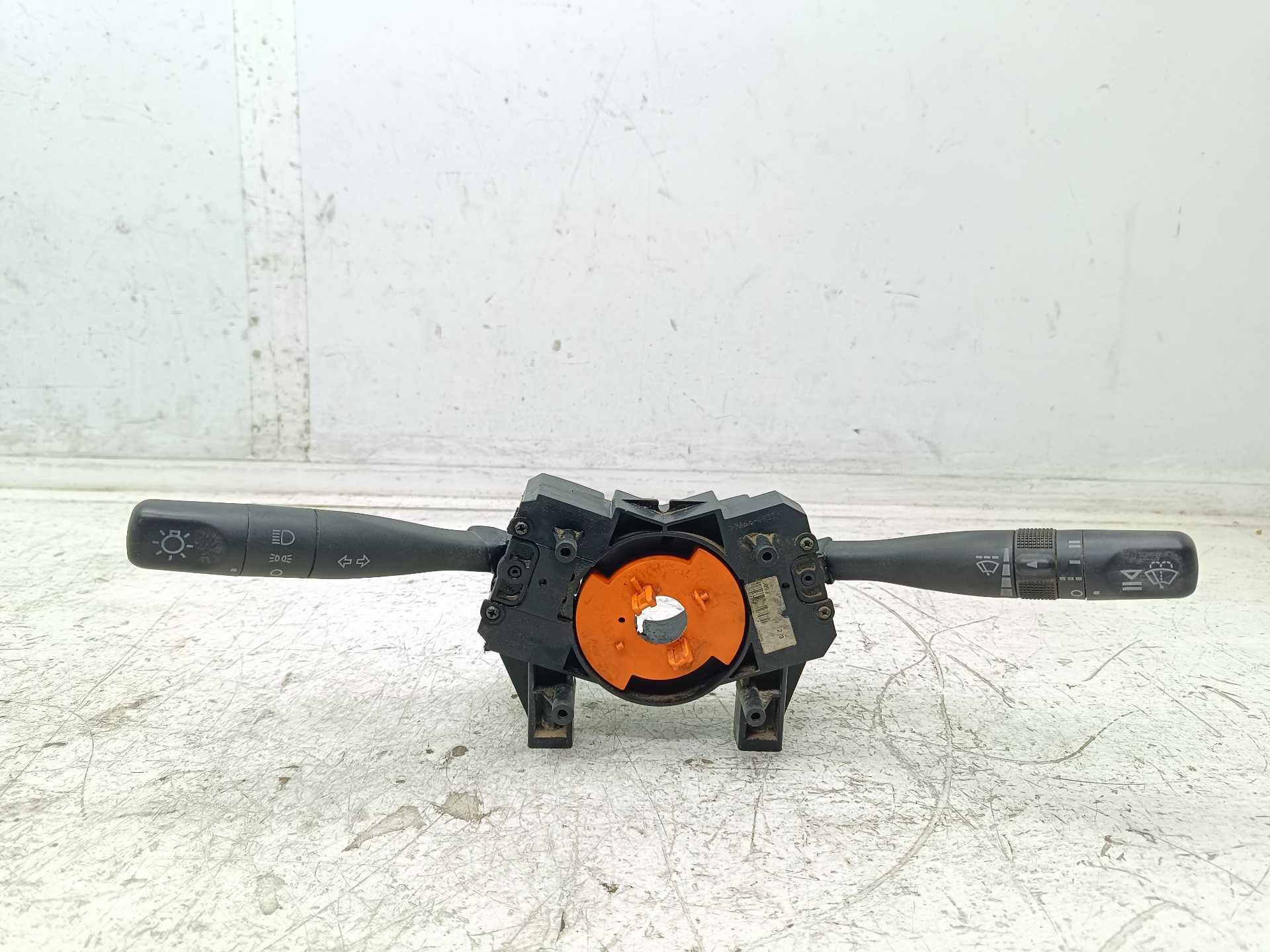 Recambio de mando multifuncion para land rover freelander baikal referencia OEM IAM 54035214  
