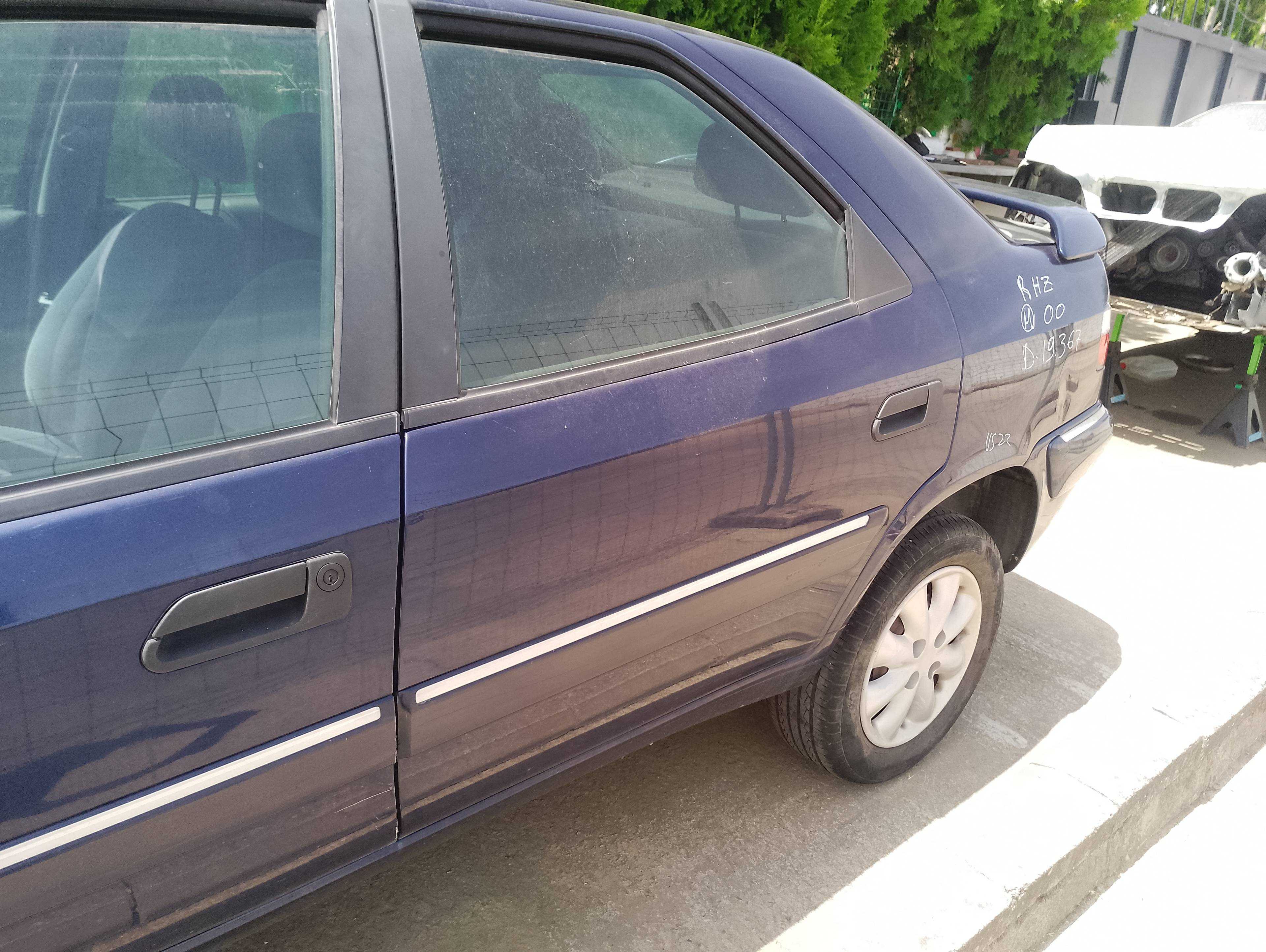 Recambio de puerta trasera izquierda para citroën xantia berlina 2.0 hdi 90/110 plaisir referencia OEM IAM   
