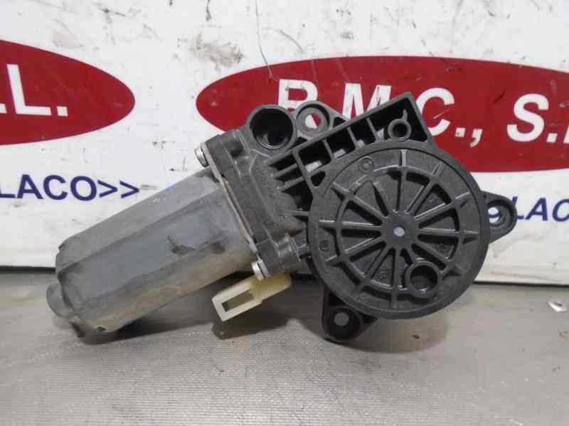 Recambio de motor elevalunas delantero derecho para ford fiesta (cbk) 1.4 tdci cat referencia OEM IAM   