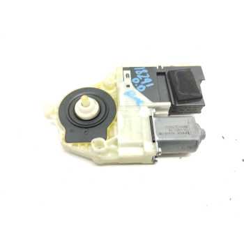 MOTOR ELEVALUNAS DELANTERO DERECHO 9681574880 BROSE 