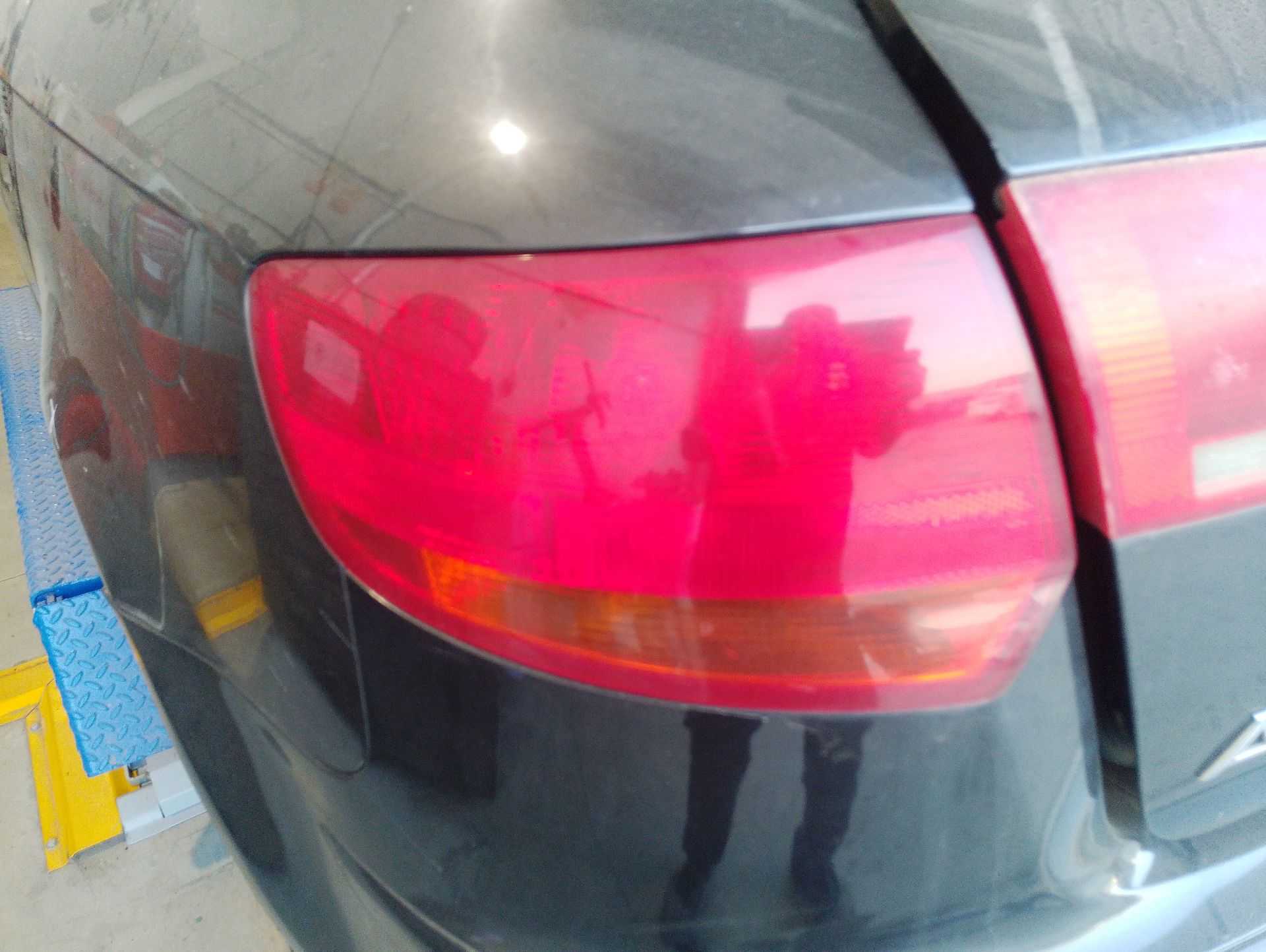 Recambio de piloto trasero izquierdo para audi a3 (8p1) 2.0 tdi referencia OEM IAM 8P4945095G  