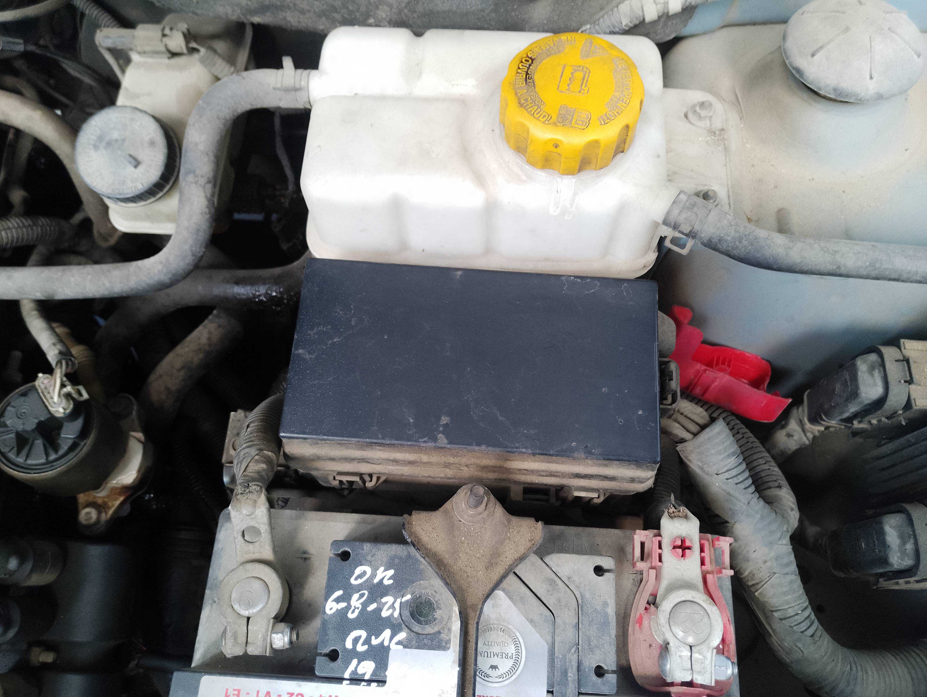 Recambio de caja reles / fusibles para chevrolet aveo ls referencia OEM IAM   