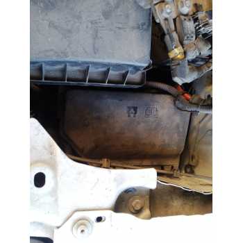 CAJA RELES / FUSIBLES 