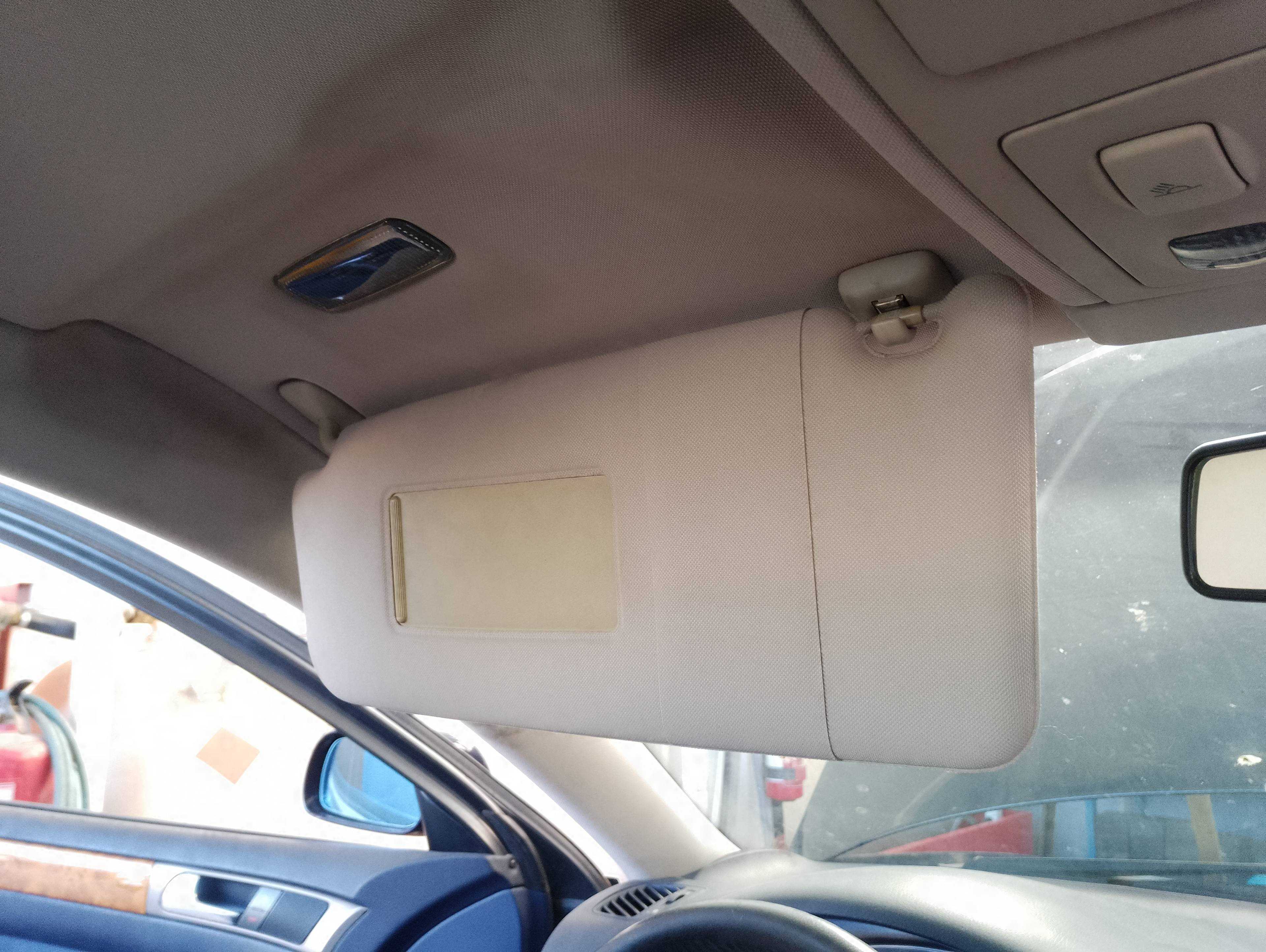 Recambio de parasol izquierdo para audi a6 berlina (4b2) 2.8 referencia OEM IAM   