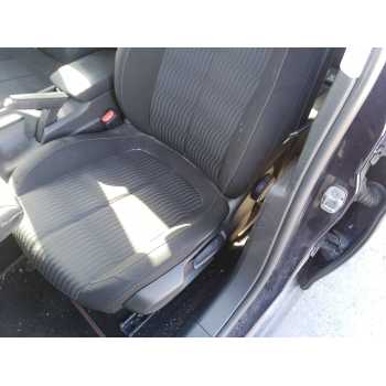ASIENTO DELANTERO IZQUIERDO 