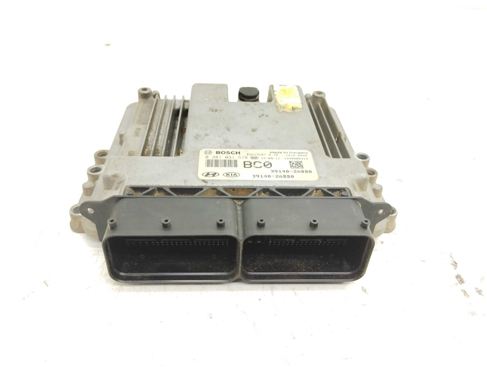 Recambio de centralita motor uce para hyundai tucson classic blue referencia OEM IAM 391402ABB0 0281031578 BOSCH