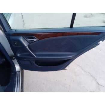 GUARNECIDO PUERTA TRASERA DERECHA 