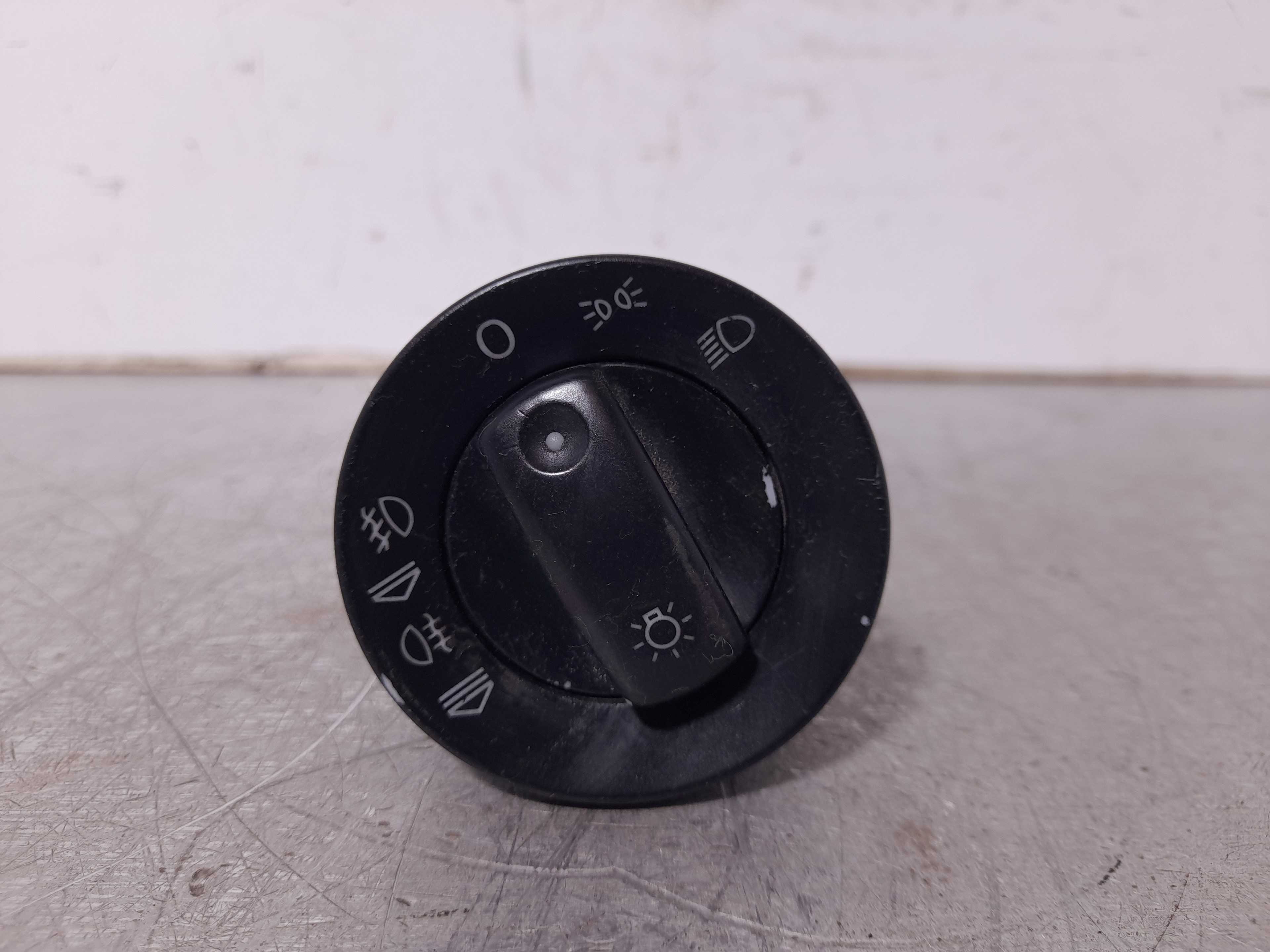 Recambio de mando luces para audi a4 berlina (8e) 2.0 tdi 16v (103kw) referencia OEM IAM 8E0941531C  
