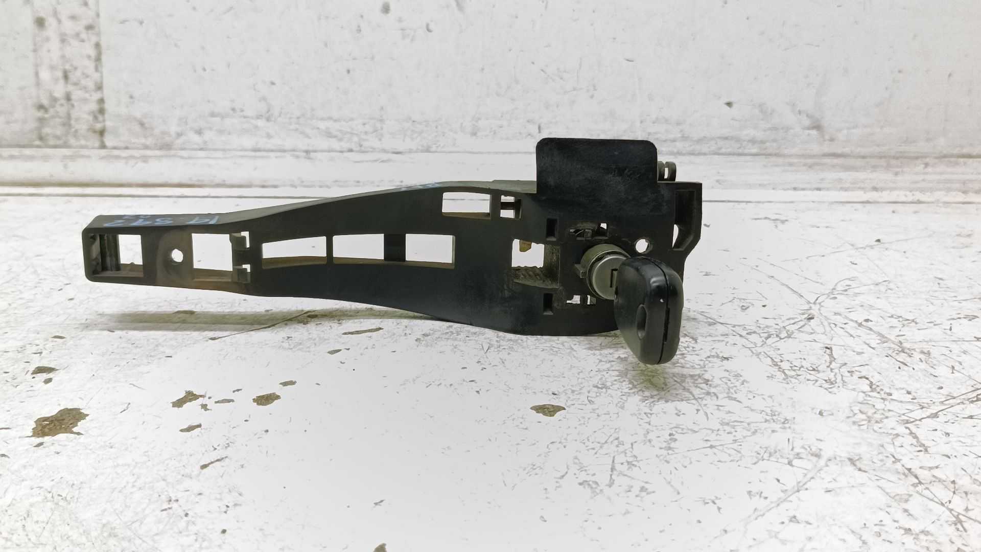 Recambio de maneta exterior delantera izquierda para citroën c3 1.4 hdi audace referencia OEM IAM 9650444480  