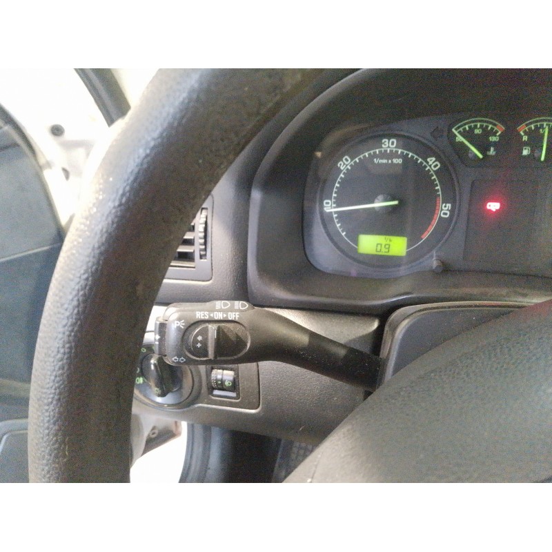 Recambio de mando intermitentes para skoda octavia ii (1z3) 1.9 tdi referencia OEM IAM   