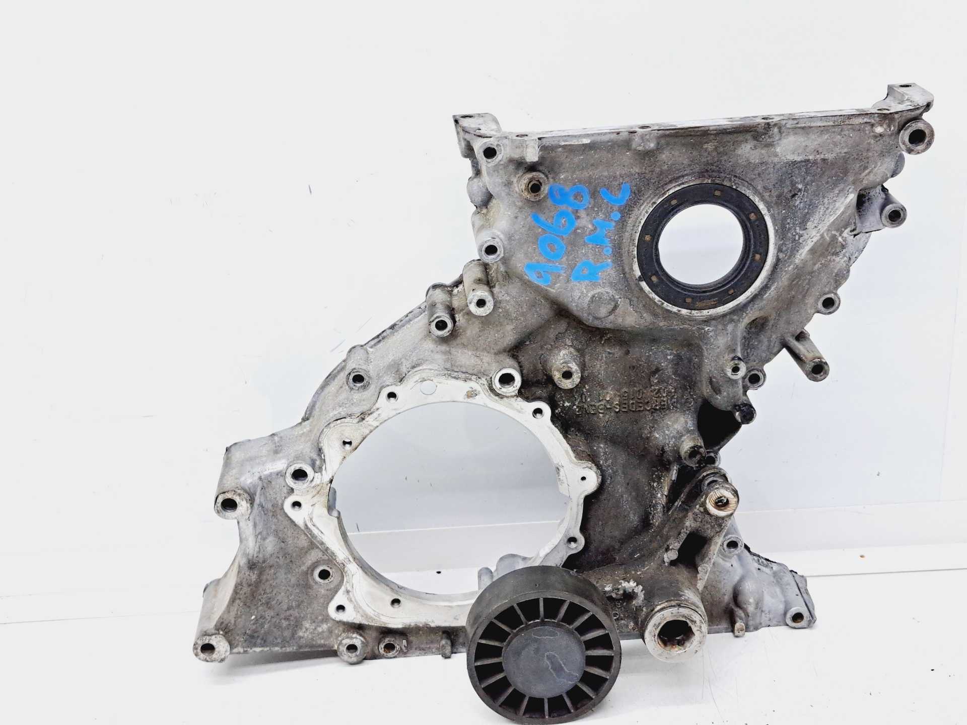 Recambio de tapa distribucion para mercedes-benz vito (w638) caja cerrada 110 d  (638.074) referencia OEM IAM   