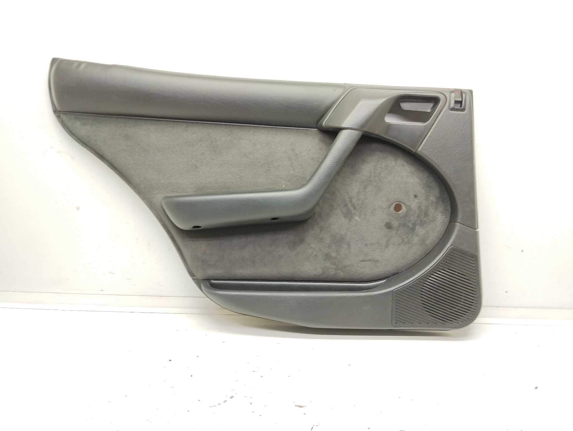 Recambio de guarnecido puerta trasera izquierda para citroën xantia berlina referencia OEM IAM 95690231ZK  