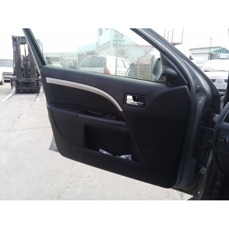 Recambio de guarnecido puerta delantera izquierda para ford mondeo berlina (ge) ambiente referencia OEM IAM   