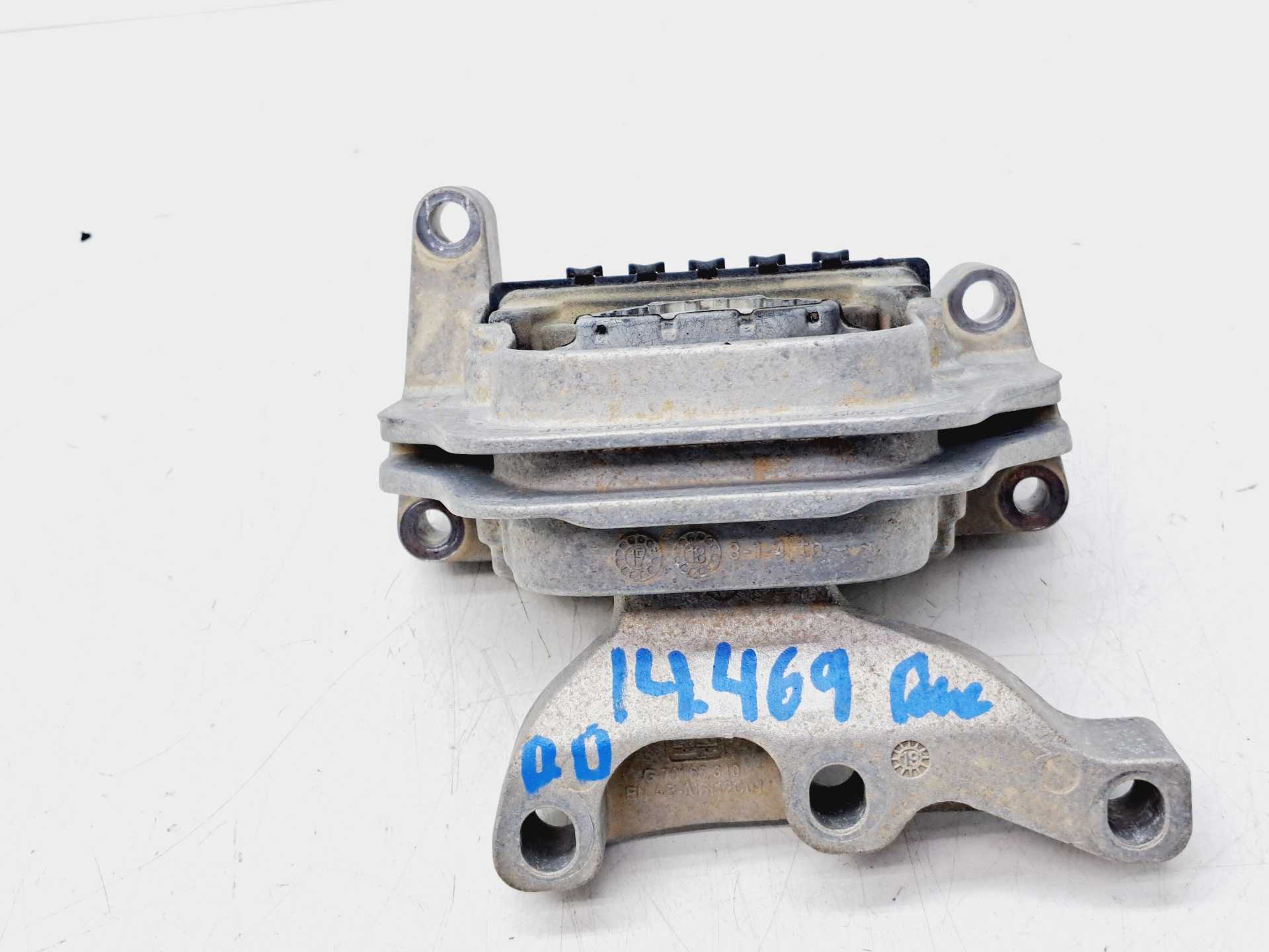 Recambio de soporte motor derecho para skoda fabia active referencia OEM IAM G70155322  