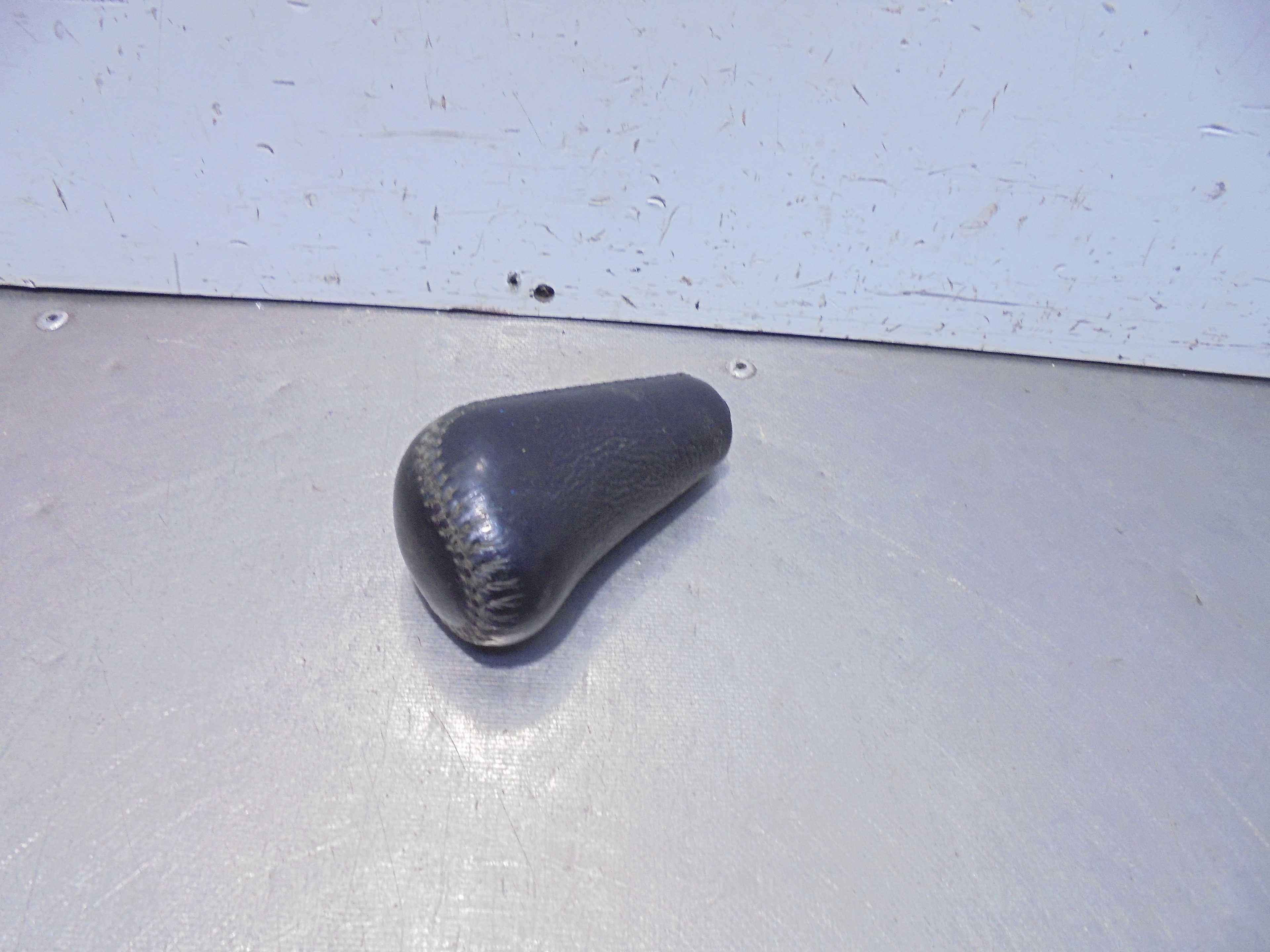 Recambio de pomo palanca cambio para toyota land cruiser (j12) 3.0 turbodiesel referencia OEM IAM   