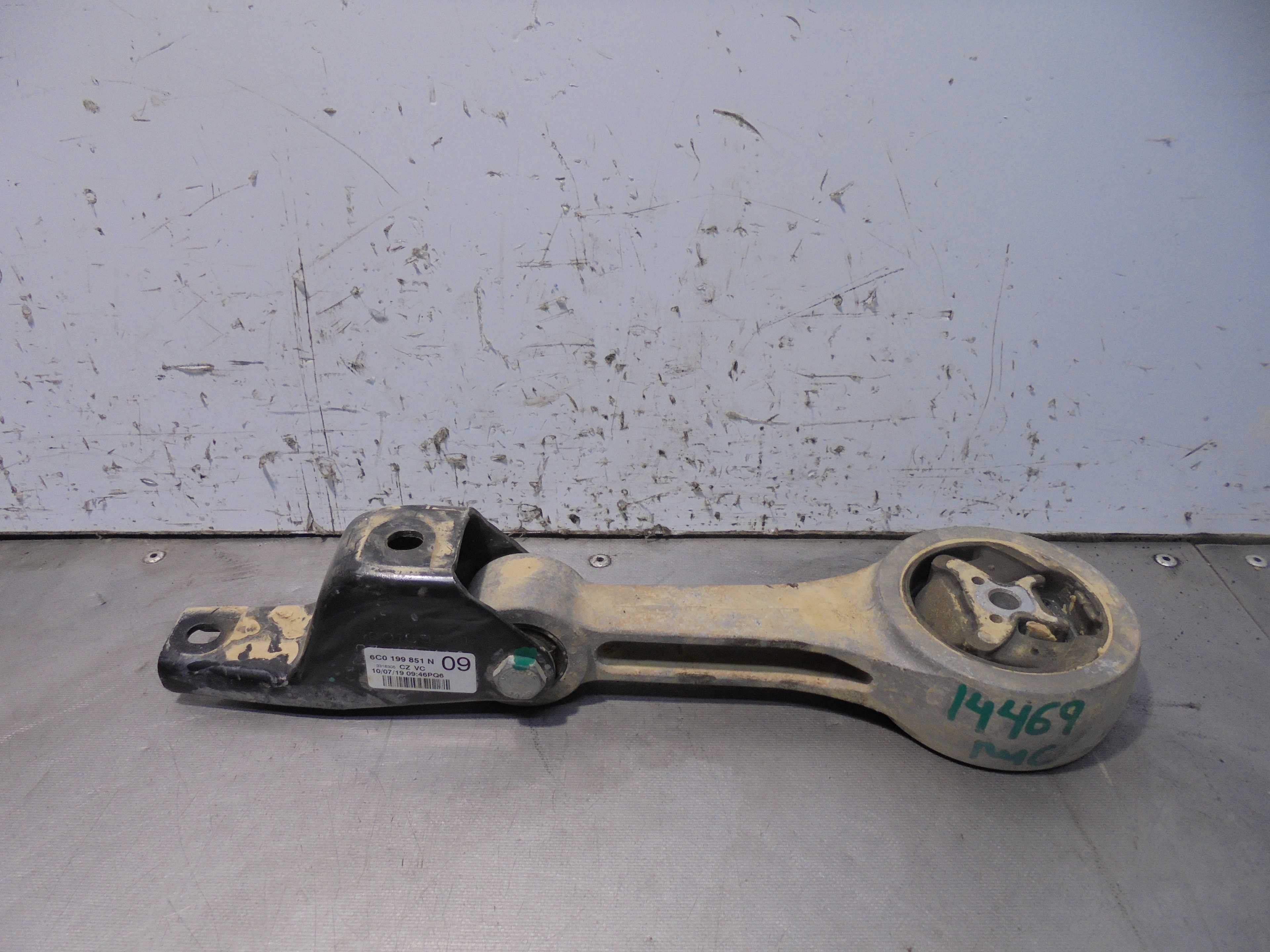 Recambio de soporte motor trasero para skoda fabia active referencia OEM IAM   