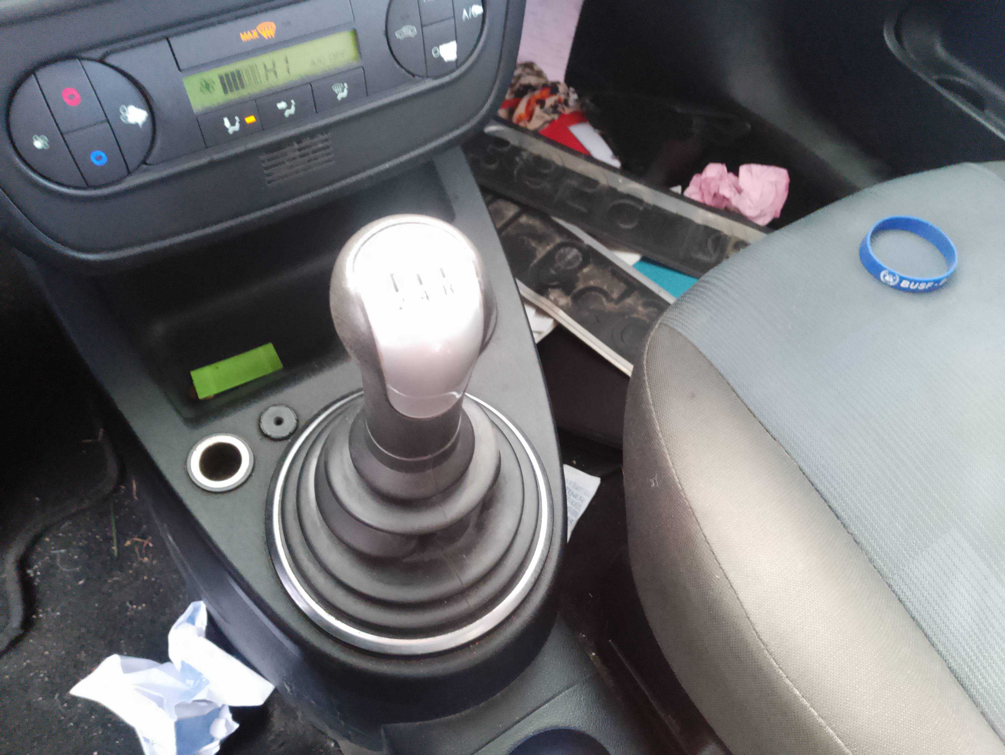 Recambio de palanca cambio para ford fiesta (cbk) ambiente referencia OEM IAM   