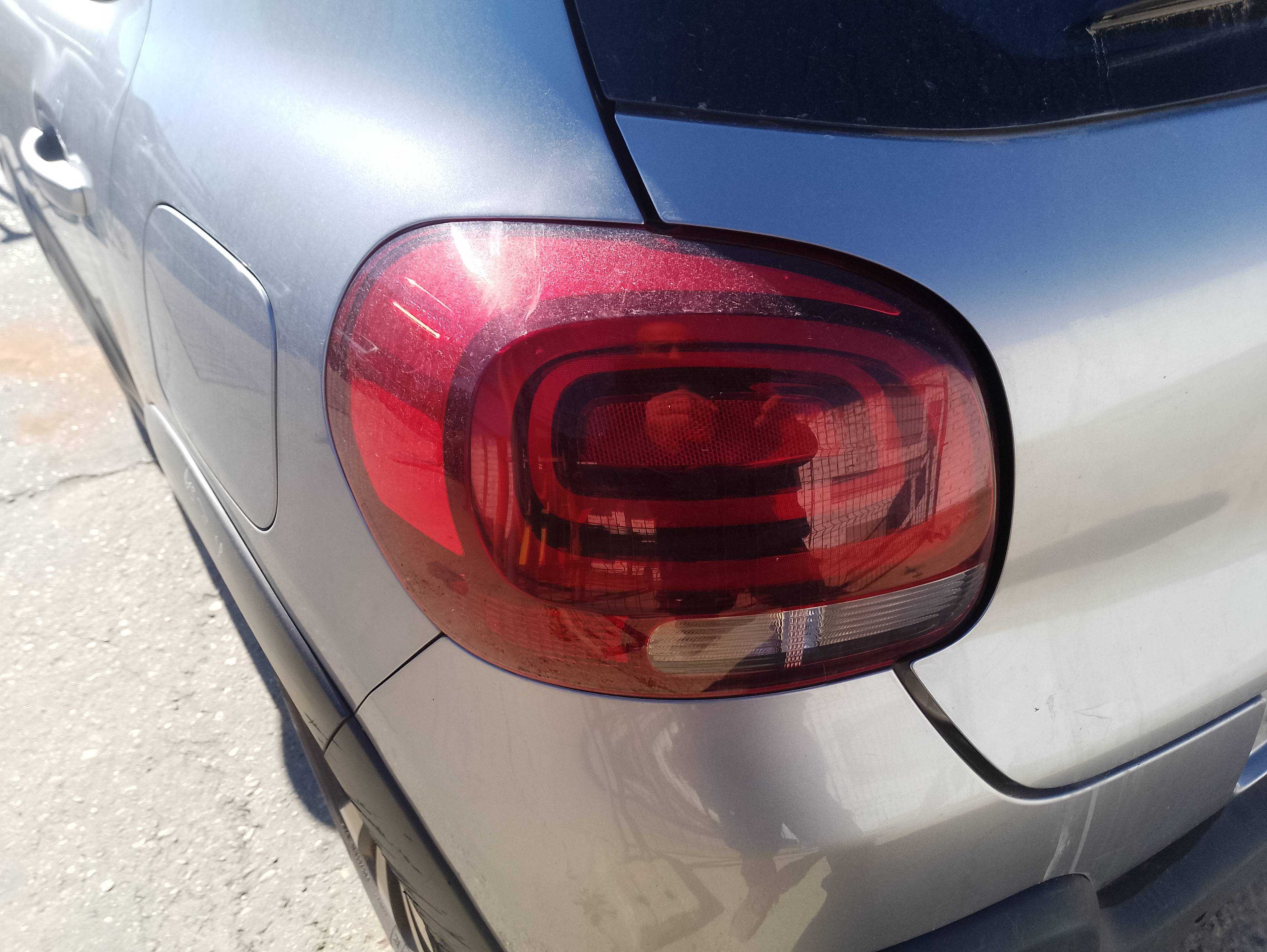 Recambio de piloto trasero izquierdo para citroën c3 c-series referencia OEM IAM   