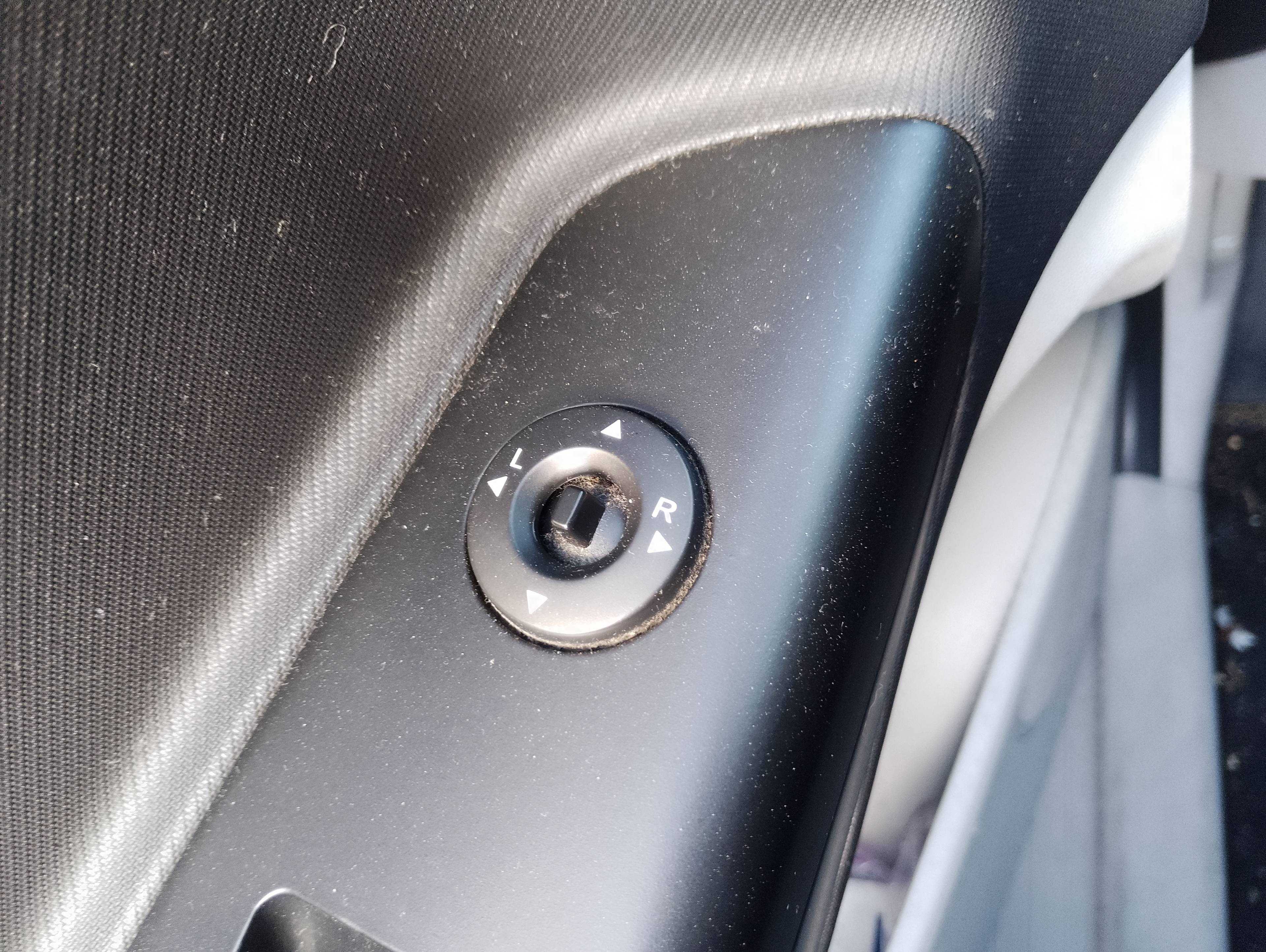 Recambio de mando retrovisor para kia cee´d concept referencia OEM IAM   