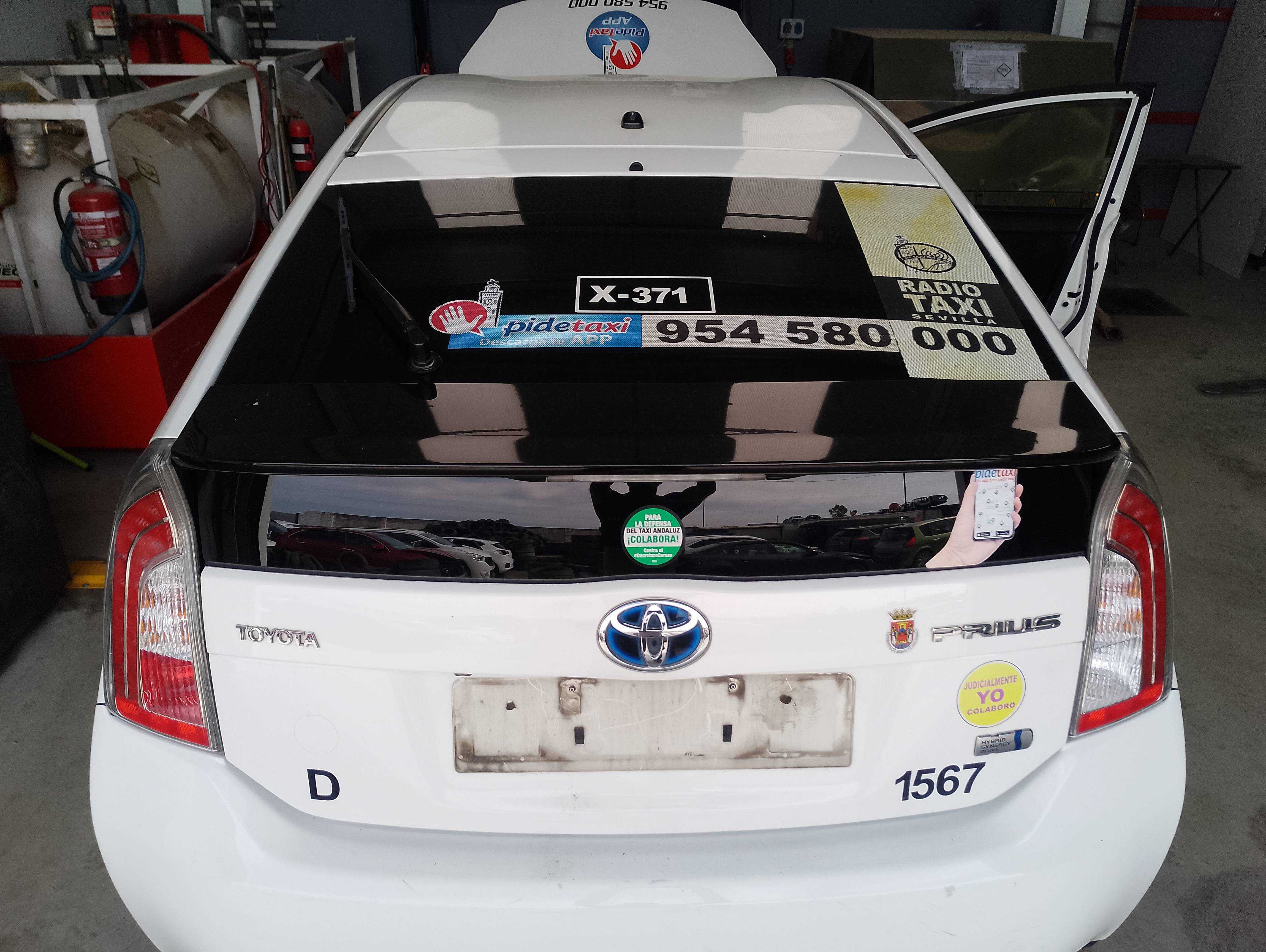 Recambio de porton trasero para toyota prius (nhw30) plug-in hybrid advance referencia OEM IAM   