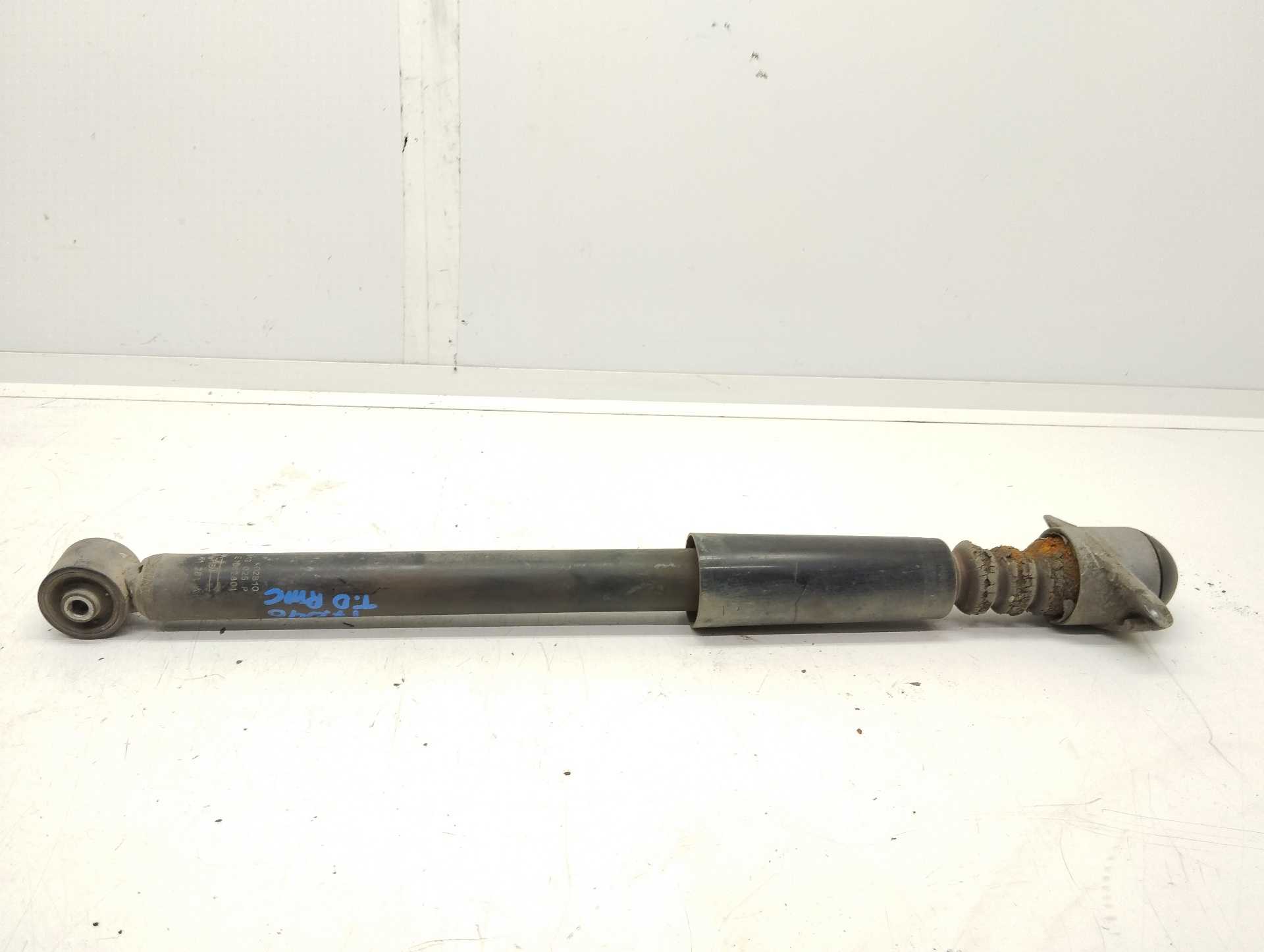 Recambio de amortiguador trasero derecho para skoda fabia familiar (6y5) classic referencia OEM IAM   