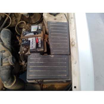 CAJA RELES / FUSIBLES 