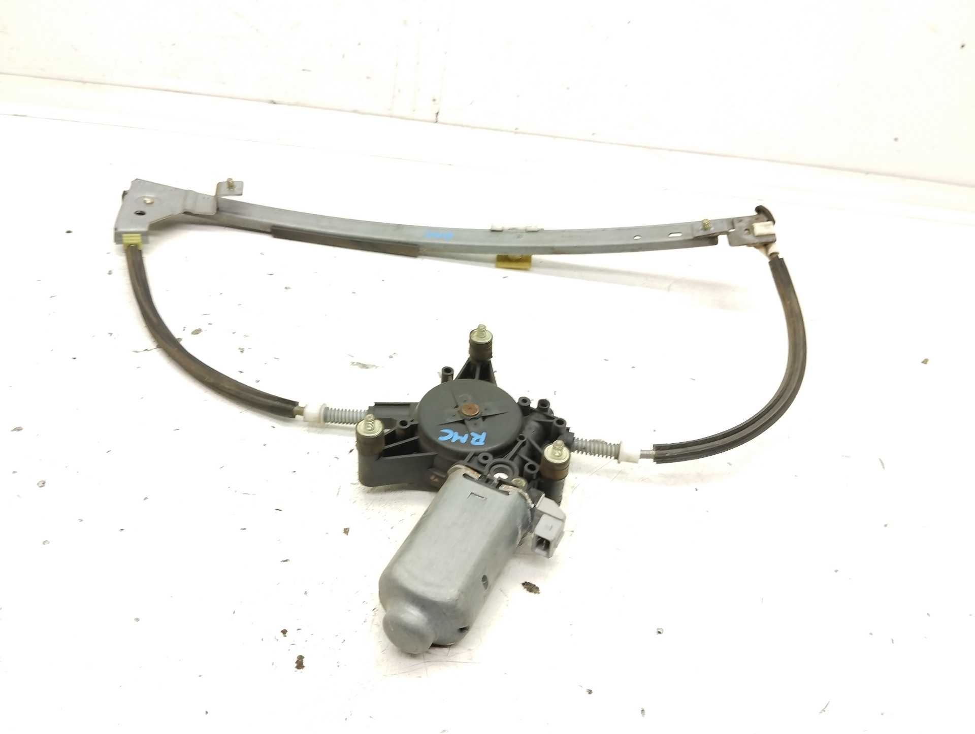 Recambio de elevalunas delantero derecho para citroën xantia berlina referencia OEM IAM 400323A  