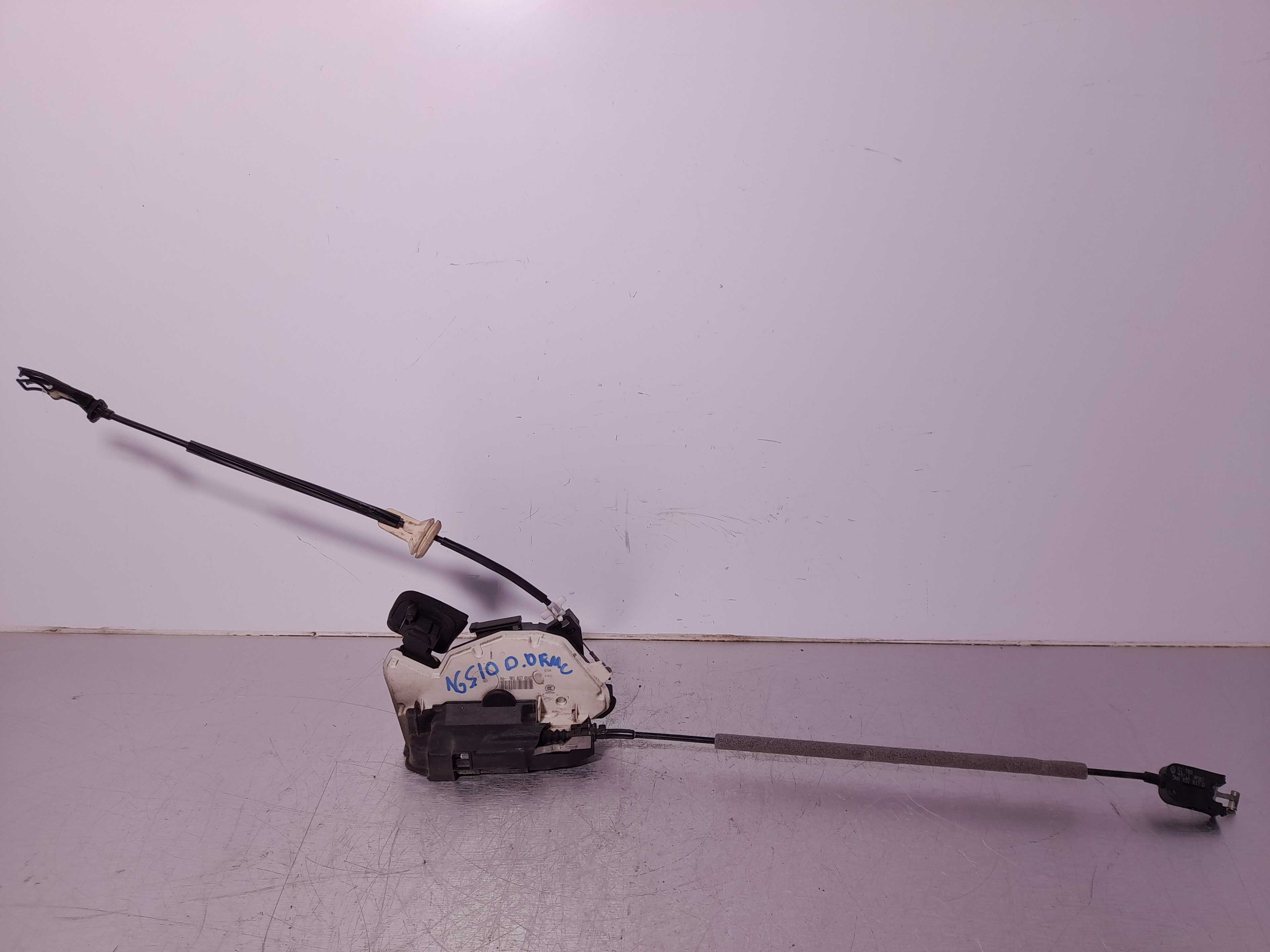 Recambio de cerradura puerta delantera derecha para volkswagen golf vi (5k1) advance bluemotion referencia OEM IAM 5K1837016D  