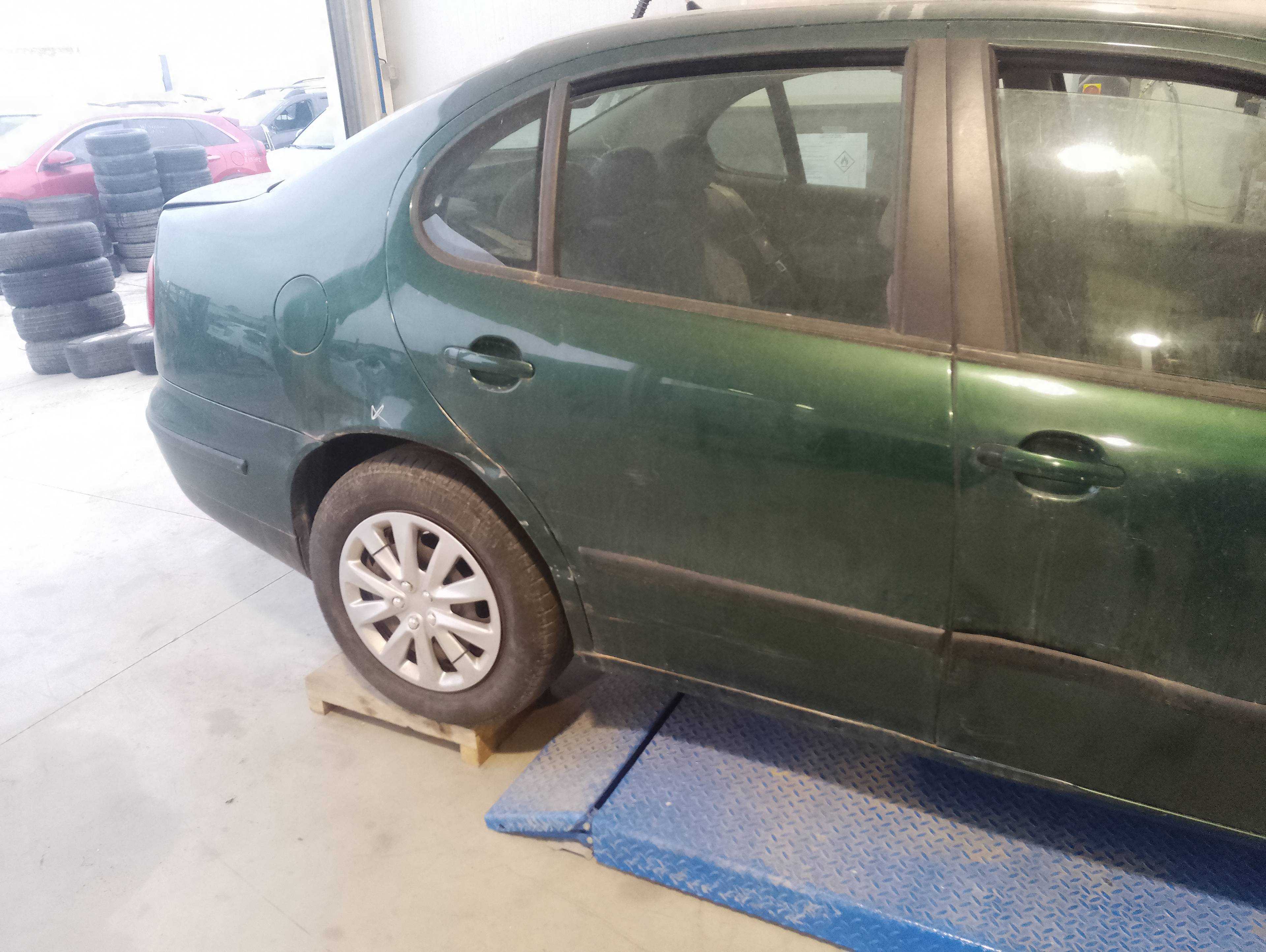 Recambio de puerta trasera derecha para seat toledo (1m2) select referencia OEM IAM   