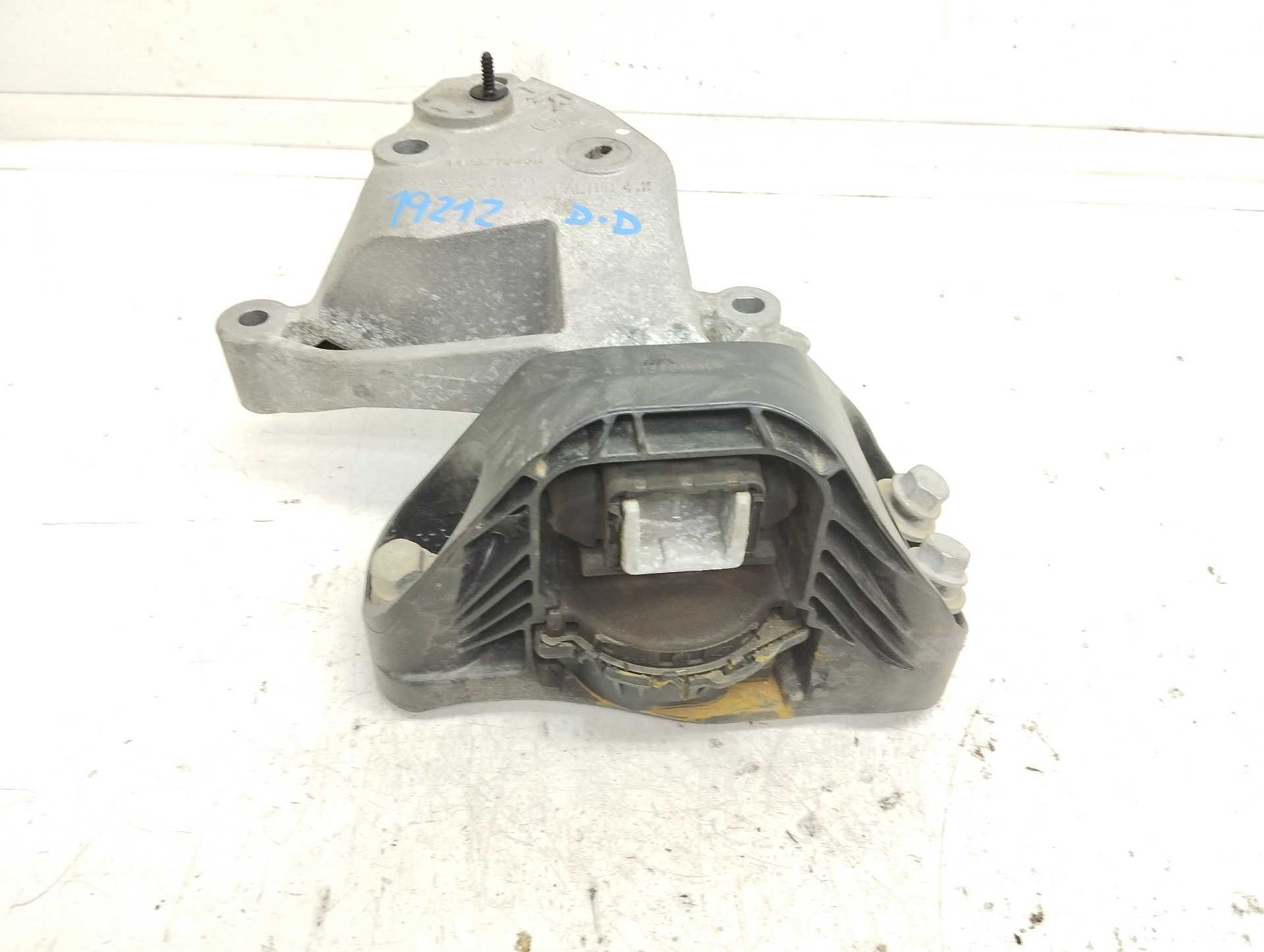 Recambio de soporte motor derecho para renault scenic iv black edition referencia OEM IAM 112327345R 113751860R 