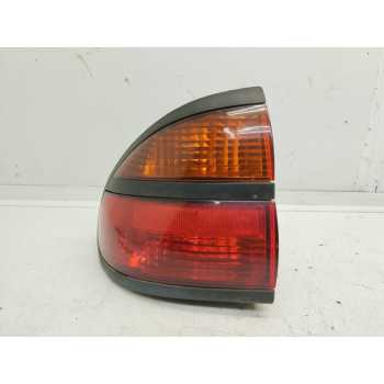 Recambio de piloto trasero izquierdo para renault laguna (b56) referencia OEM IAM 7700420122 67742931 VALEO