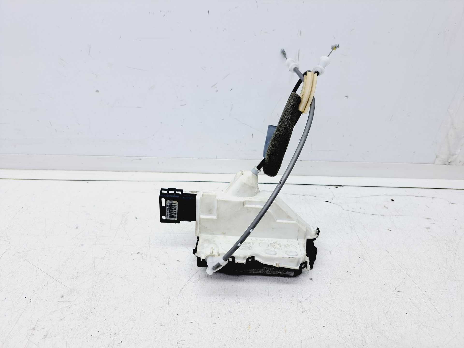 Recambio de cerradura puerta trasera izquierda para citroën c4 cactus feel referencia OEM IAM 1514N1753J4  