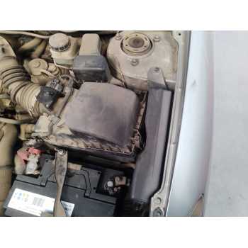 Recambio de caja reles / fusibles para toyota corolla (e12) 1.4 d-4d luna compact referencia OEM IAM   
