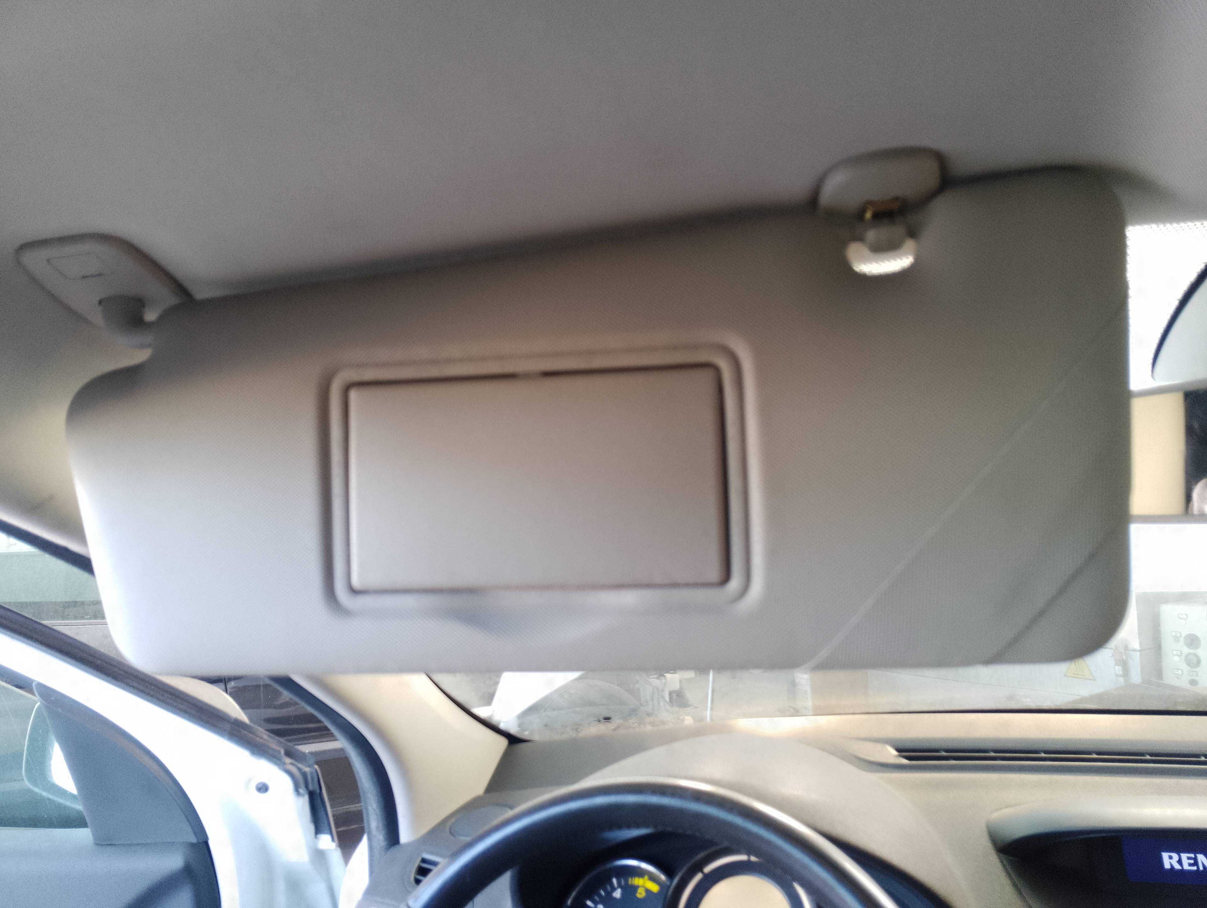 Recambio de parasol izquierdo para renault megane iii sport tourer dynamique referencia OEM IAM   