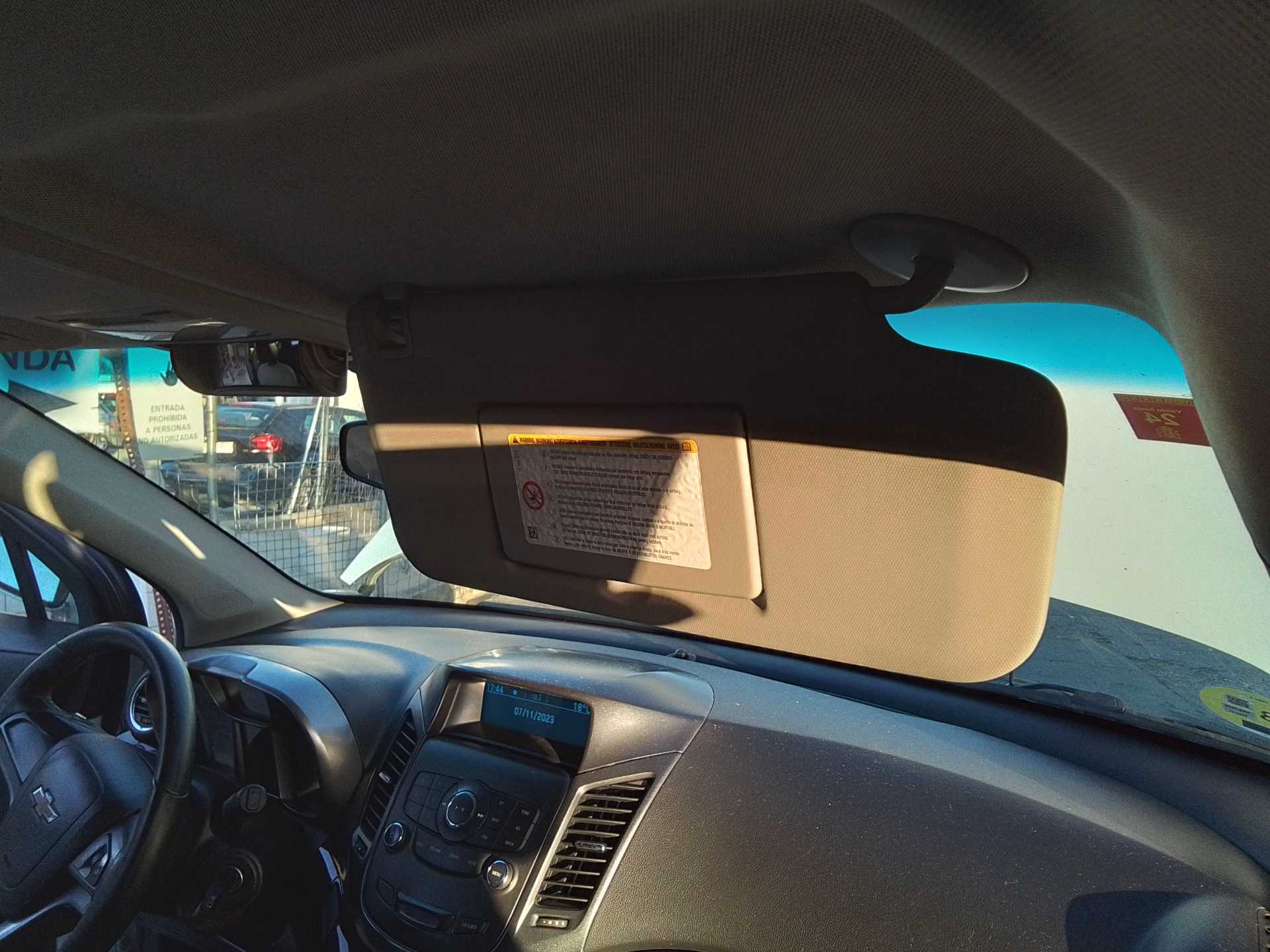 Recambio de parasol derecho para chevrolet orlando lt referencia OEM IAM   